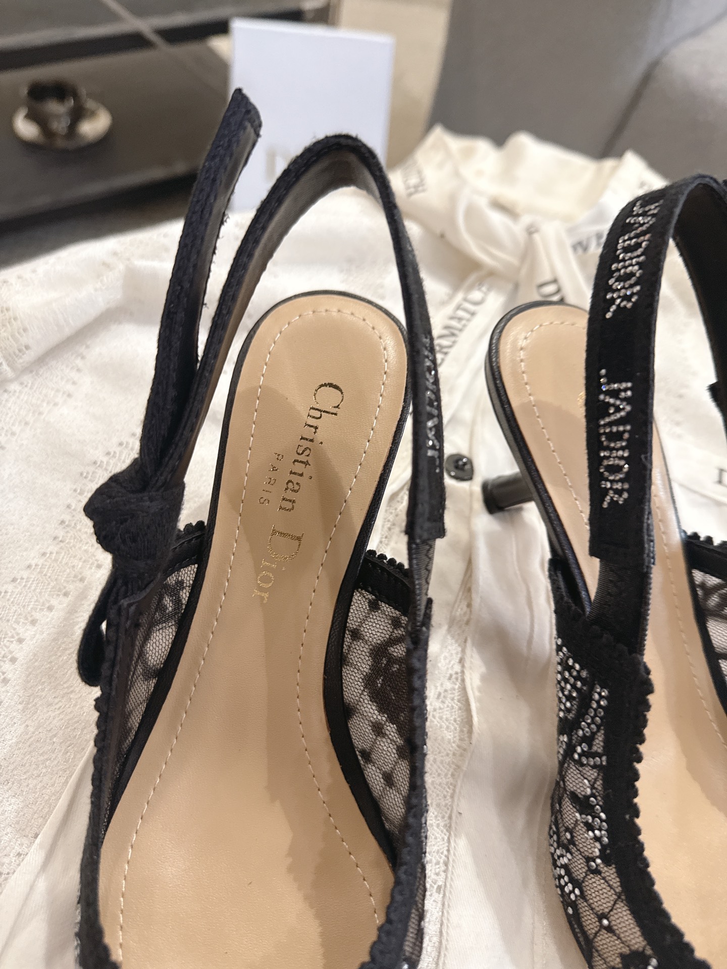 Dior Dior 迪奥 织带 猫跟 凉鞋 Dior 高贵优雅的最 段位 随意对比验货 J'Adior刺绣饰带 蝴蝶结鞋