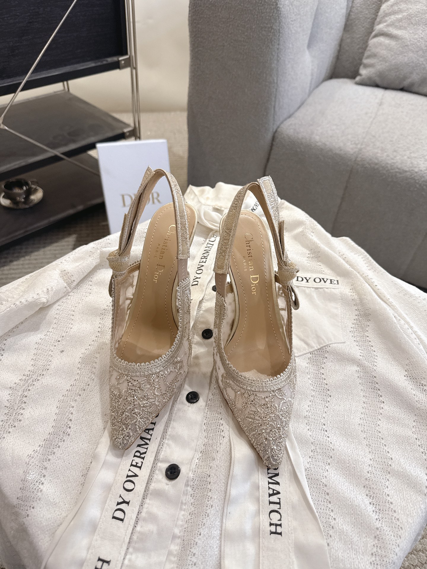 Dior Dior 迪奥 织带 猫跟 凉鞋 Dior 高贵优雅的最 段位 随意对比验货 J'Adior刺绣饰带 蝴蝶结鞋