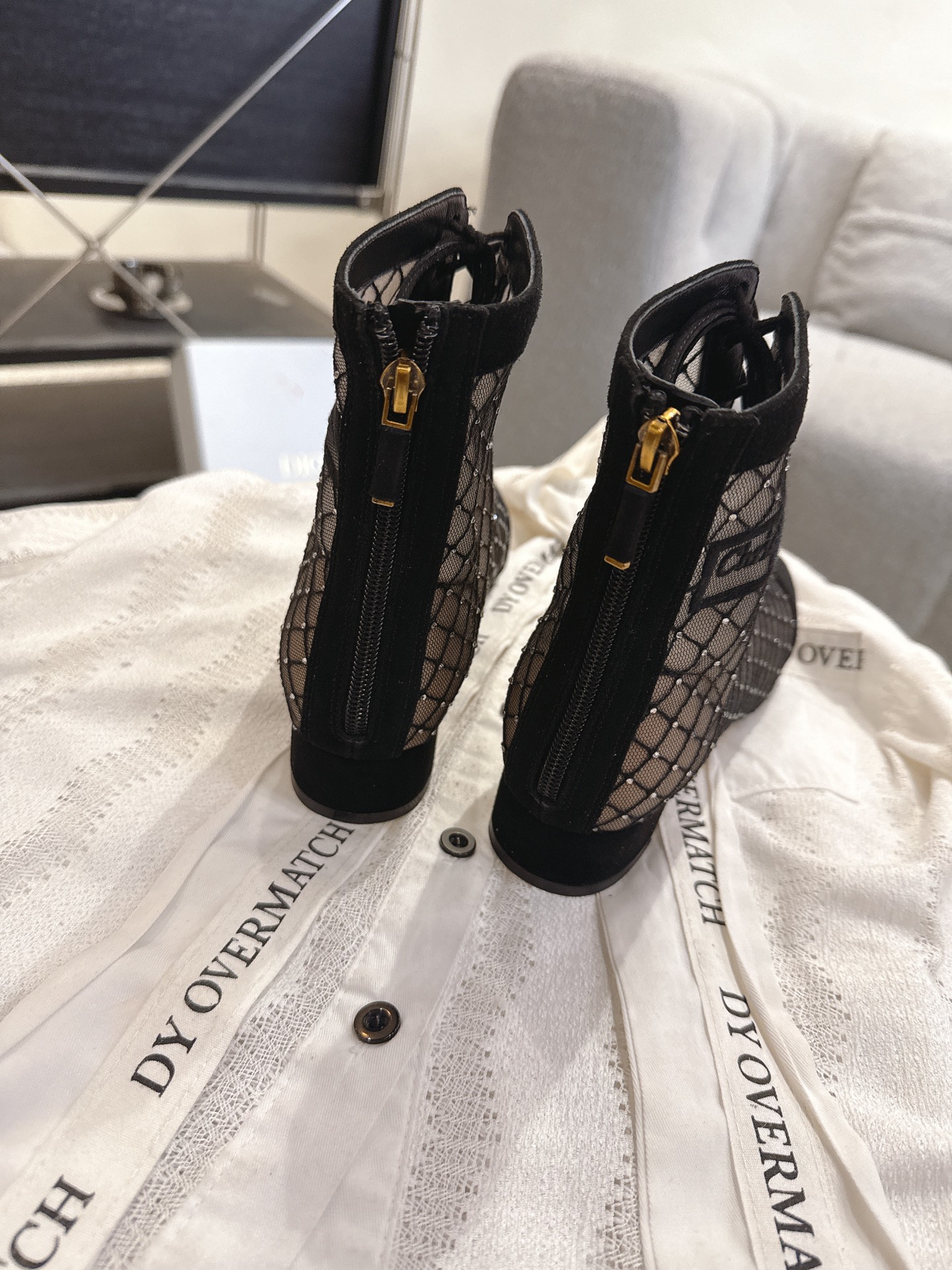 Dior J'ADIOR 刺绣提花烫钻 网靴迪奥 Dior 2026春夏最新色 Jardin d’Hiver 提花刺绣字母logo高跟蝴蝶结拼色女鞋 市场 高端版本
