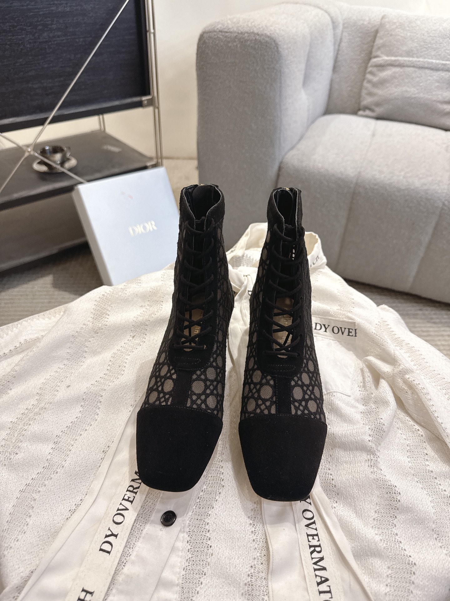 Dior J'ADIOR 刺绣提花 网靴迪奥 Dior 2026春夏最新色 Jardin d’Hiver 提花刺绣字母logo高跟蝴蝶结拼色女鞋 市场 高端版本