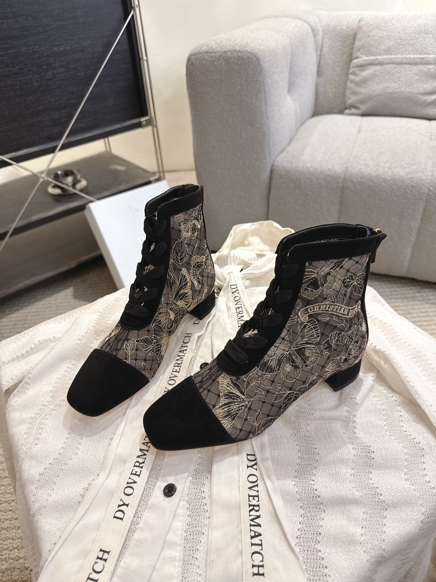 Dior J'ADIOR 刺绣提花 网靴迪奥 Dior 2026春夏最新色 Jardin d’Hiver 提花刺绣字母logo高跟蝴蝶结拼色女鞋 市场 高端版本