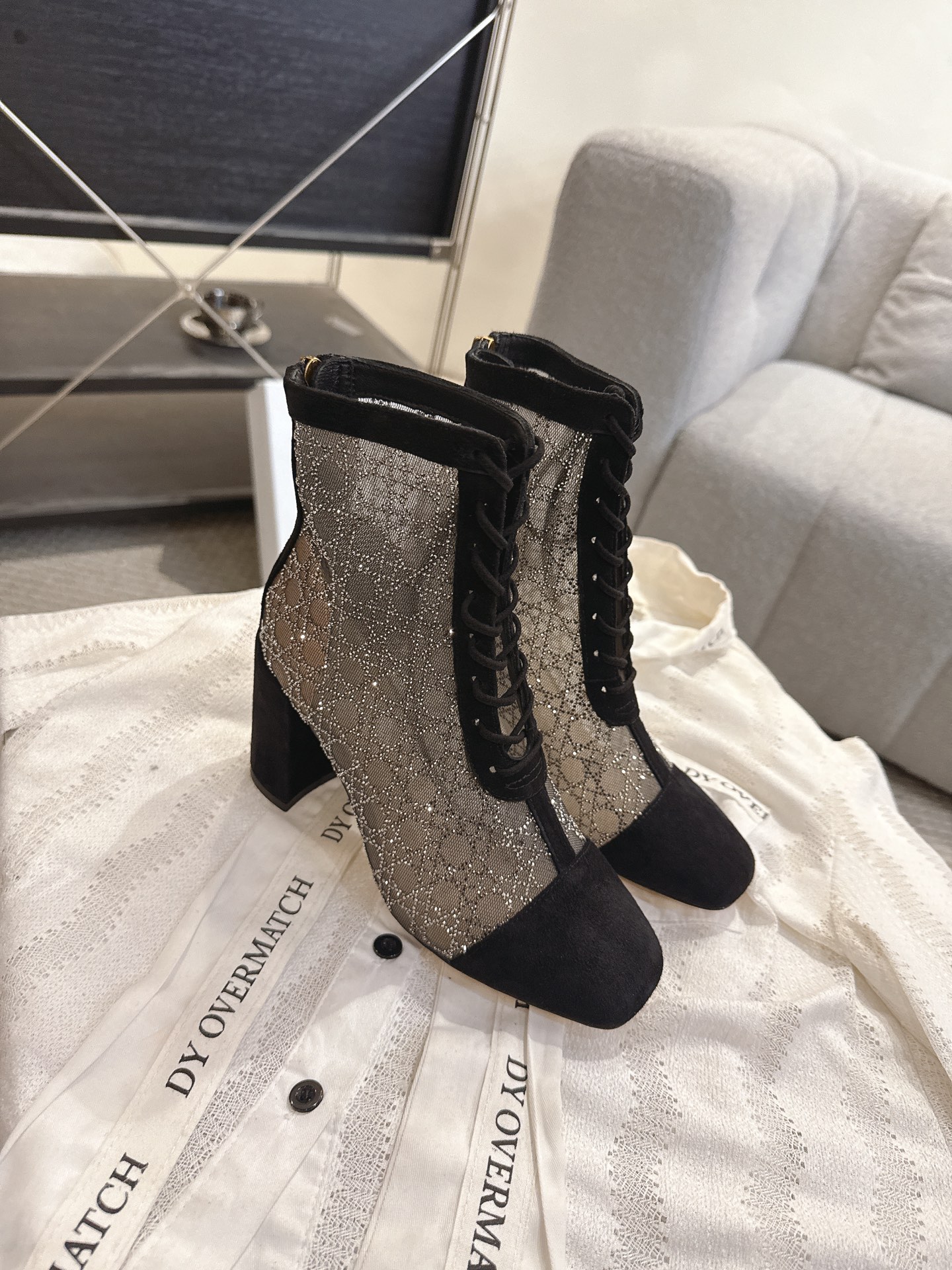Dior J'ADIOR 刺绣提花烫钻 网靴迪奥 Dior 2026春夏最新色 Jardin d’Hiver 提花刺绣字母logo高跟蝴蝶结拼色女鞋 市场 高端版本