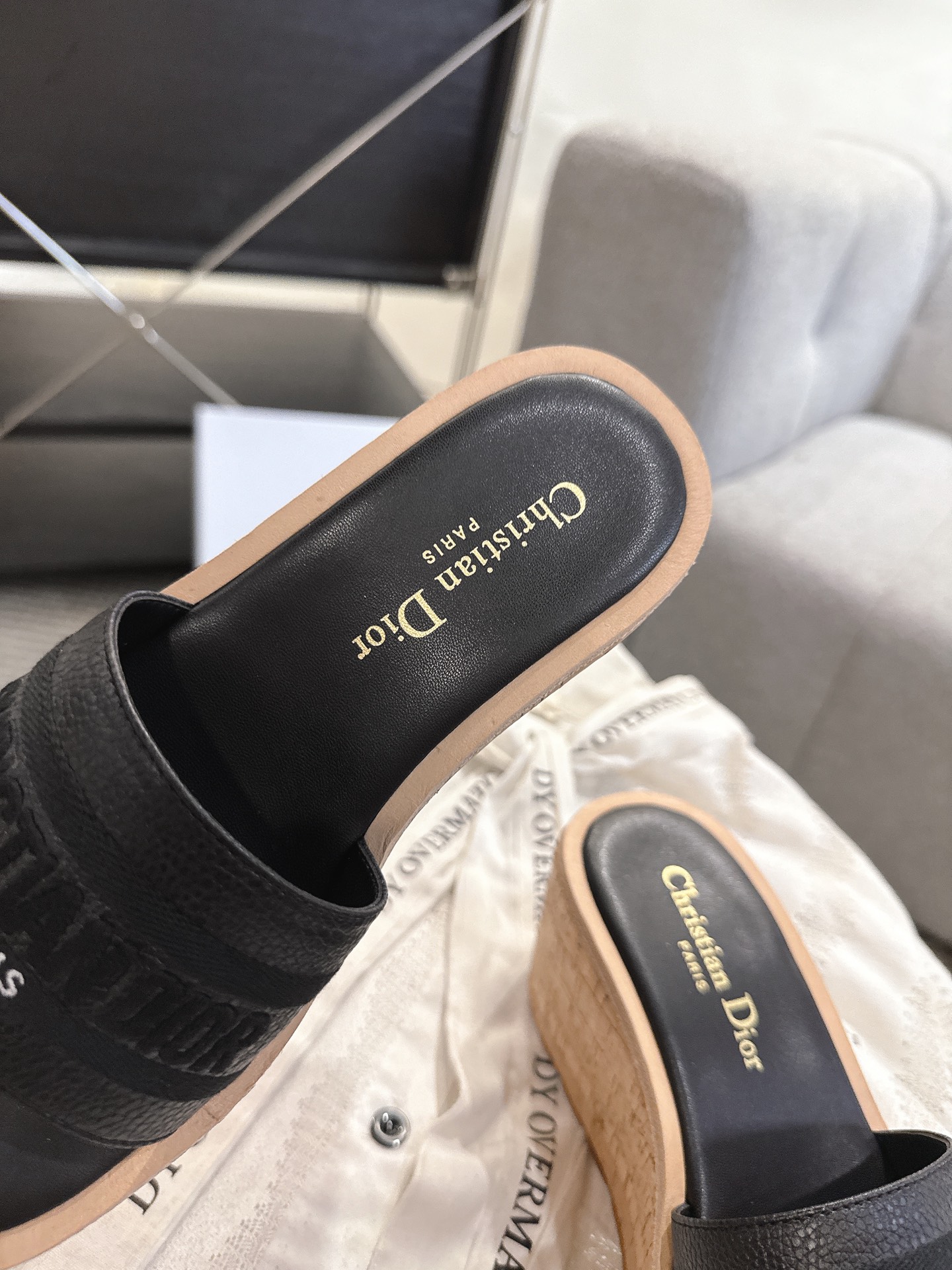Dior 迪奥 Dior 2025 春夏新款 Dway 果冻色坡跟女鞋 CD字母logo立体刺绣厚底圆头露趾拼色凉拖鞋