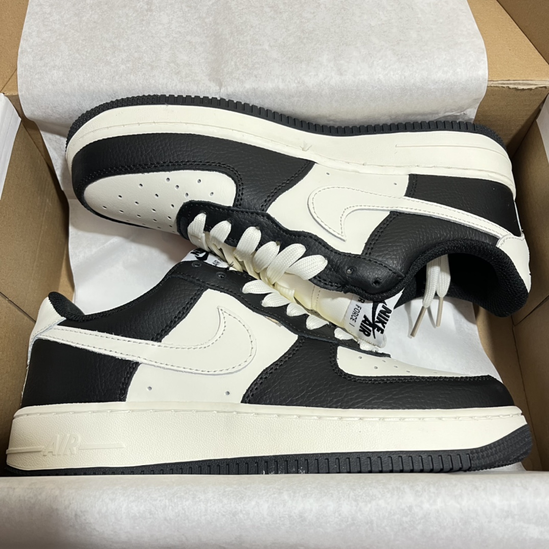 95代发💰。纯原版本 黑白熊猫 真皮版本。size36-44。 自带内置气垫。