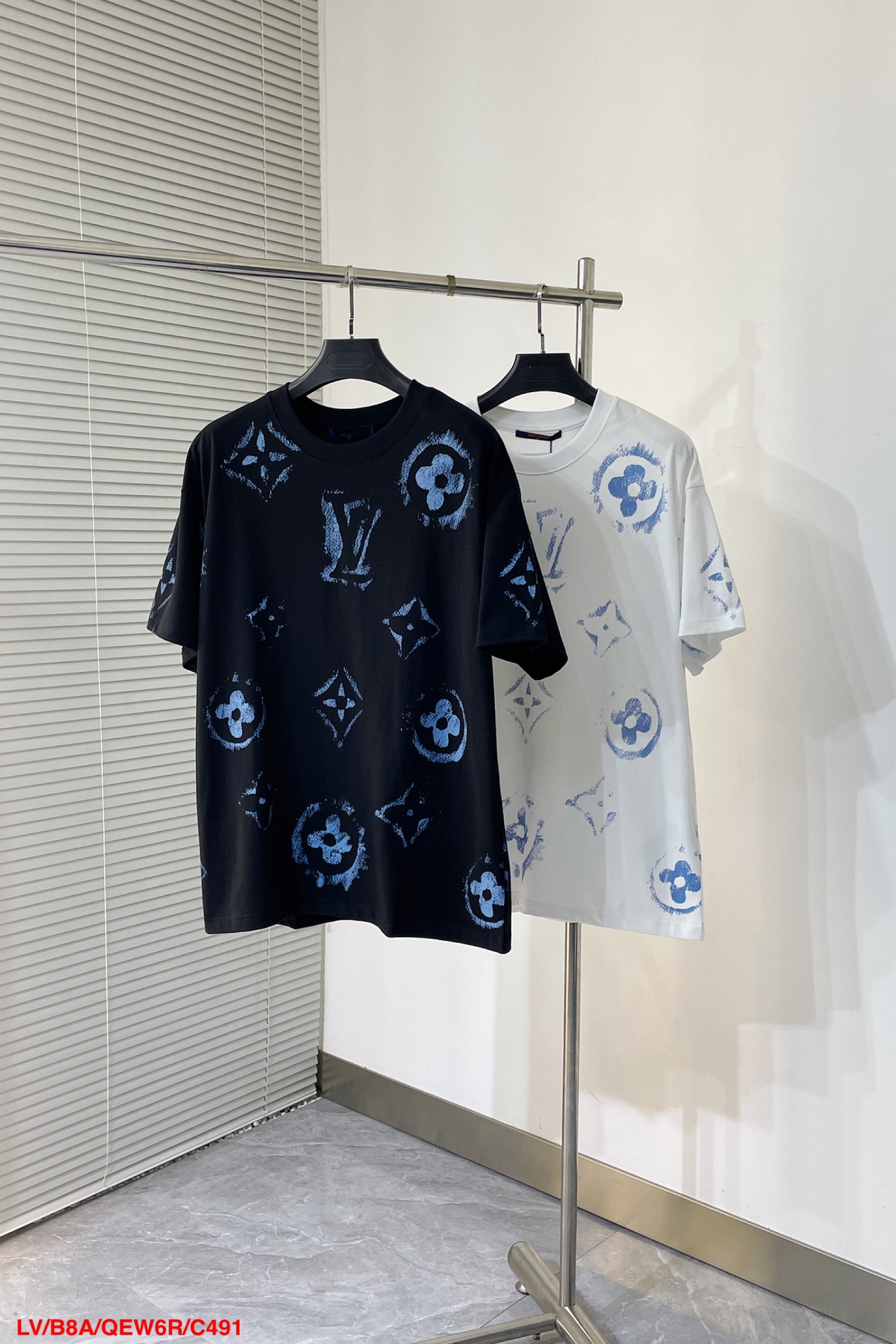 Can you buy knockoff
 Louis Vuitton AAA+
 Clothing T-Shirt Short Sleeve
