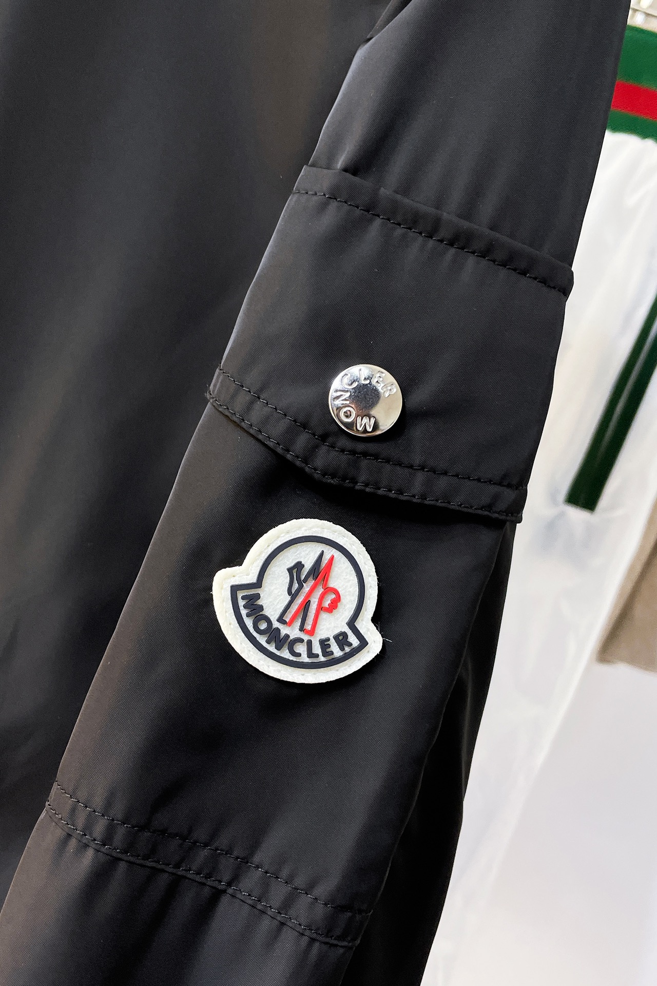 Moncler 2024SS Waterproof Jackets: High-Quality, Stylish, and Environmentally Sustainable - 图片 9
