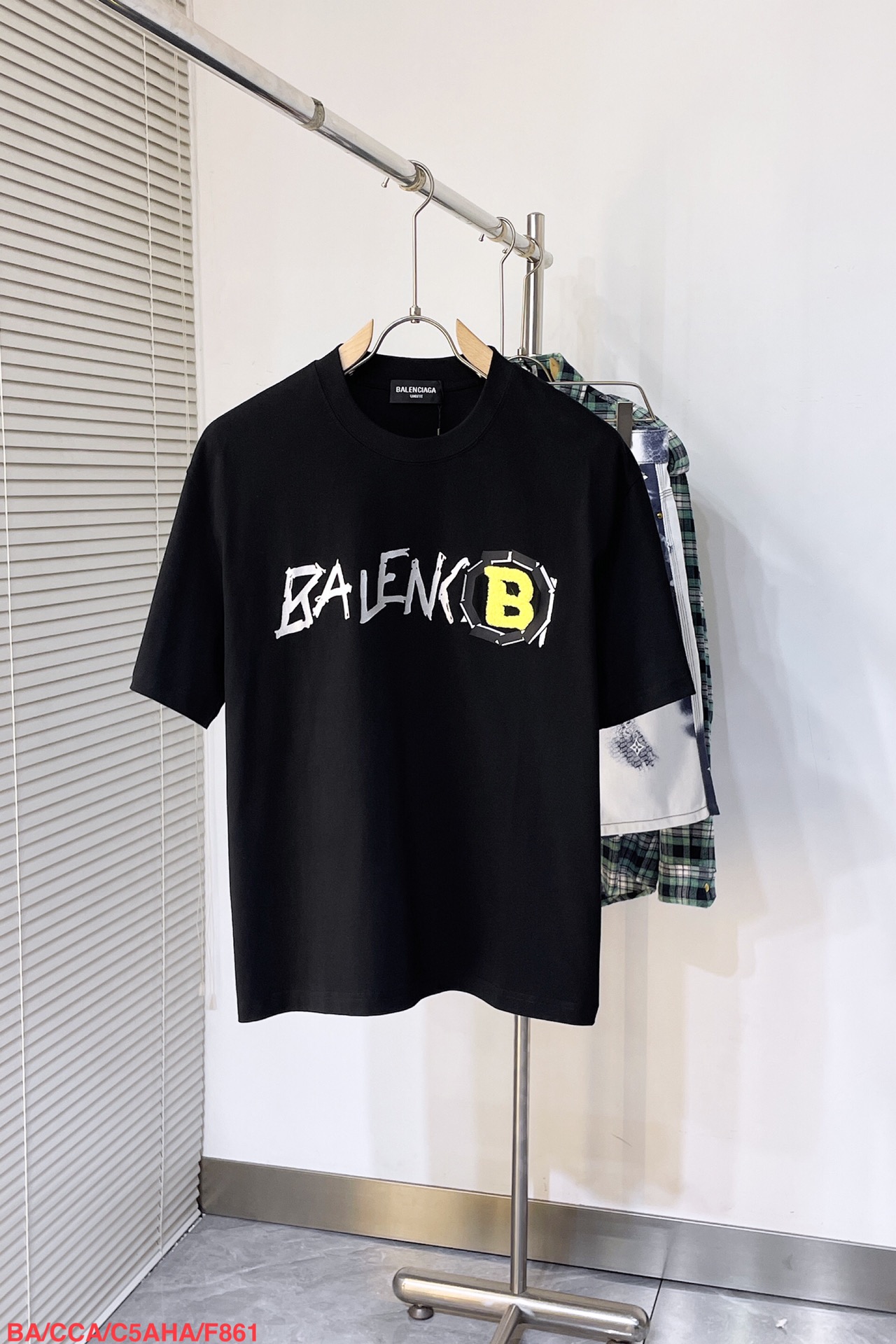 What 1:1 replica
 Balenciaga Clothing T-Shirt Black White Printing Cotton Fashion Short Sleeve