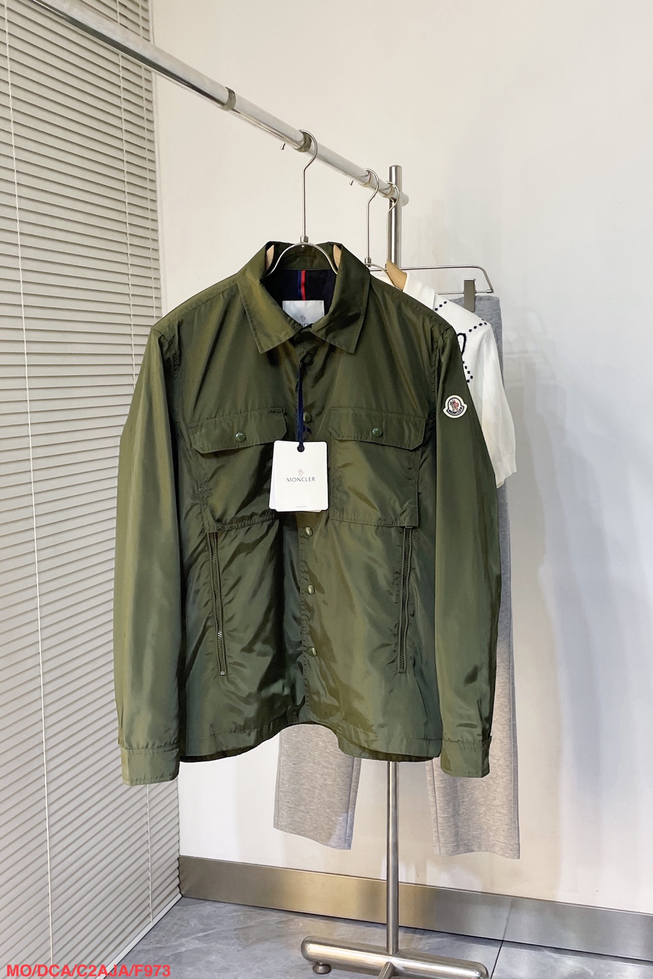 High-End Fashion Jackets: CJ Exclusive Collection with Air Comfort and Impeccable Detail - 图片 2