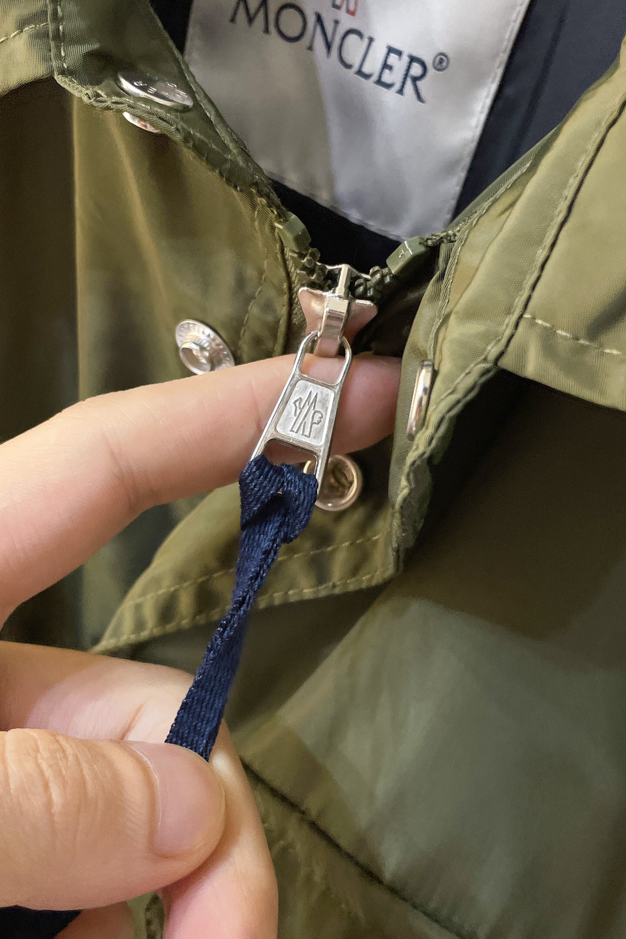 High-End Fashion Jackets: CJ Exclusive Collection with Air Comfort and Impeccable Detail - 图片 6
