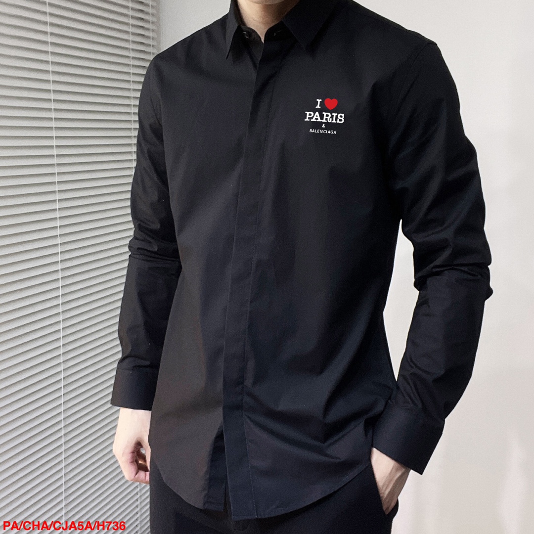 NO:126809,H736 BA Balenciaga counter is available at the same time, fashionable and casual lapel long-sleeved shirts, imported original technology fabrics, extremely complex workmanship, the only channel to be used as a purchasing agent level, classic printing craft letter logo, extremely high grade, comfortable and versatile, handsome and stylish upper body, 38-42 black and white colors, balenciaga, shirts, alexander wang19860909H736 BA 巴黎世家 专柜同步有售,时尚休闲翻领长袖衬衫,进口原版科技面料,做工极为复杂,唯一可以做代购级别的渠道狠货,经典印花工艺字母logo,档次极高,舒适百搭,上身帅气有型,码数38-42 黑白两色,,balenciaga,shirts,alexander wang,Men's clothing