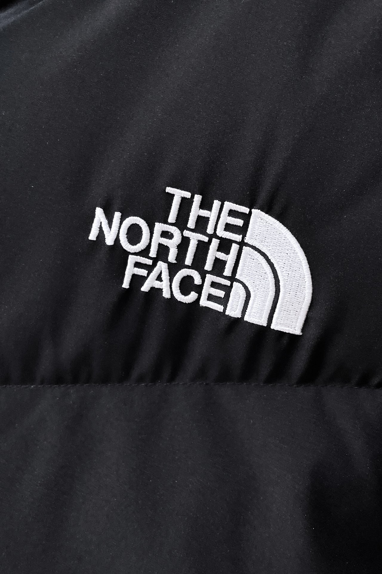 ️️️l162THTHENORTHFACE/北面24冬款三色刺绣logo连帽韩国代购防水防风鸭绒羽绒服货