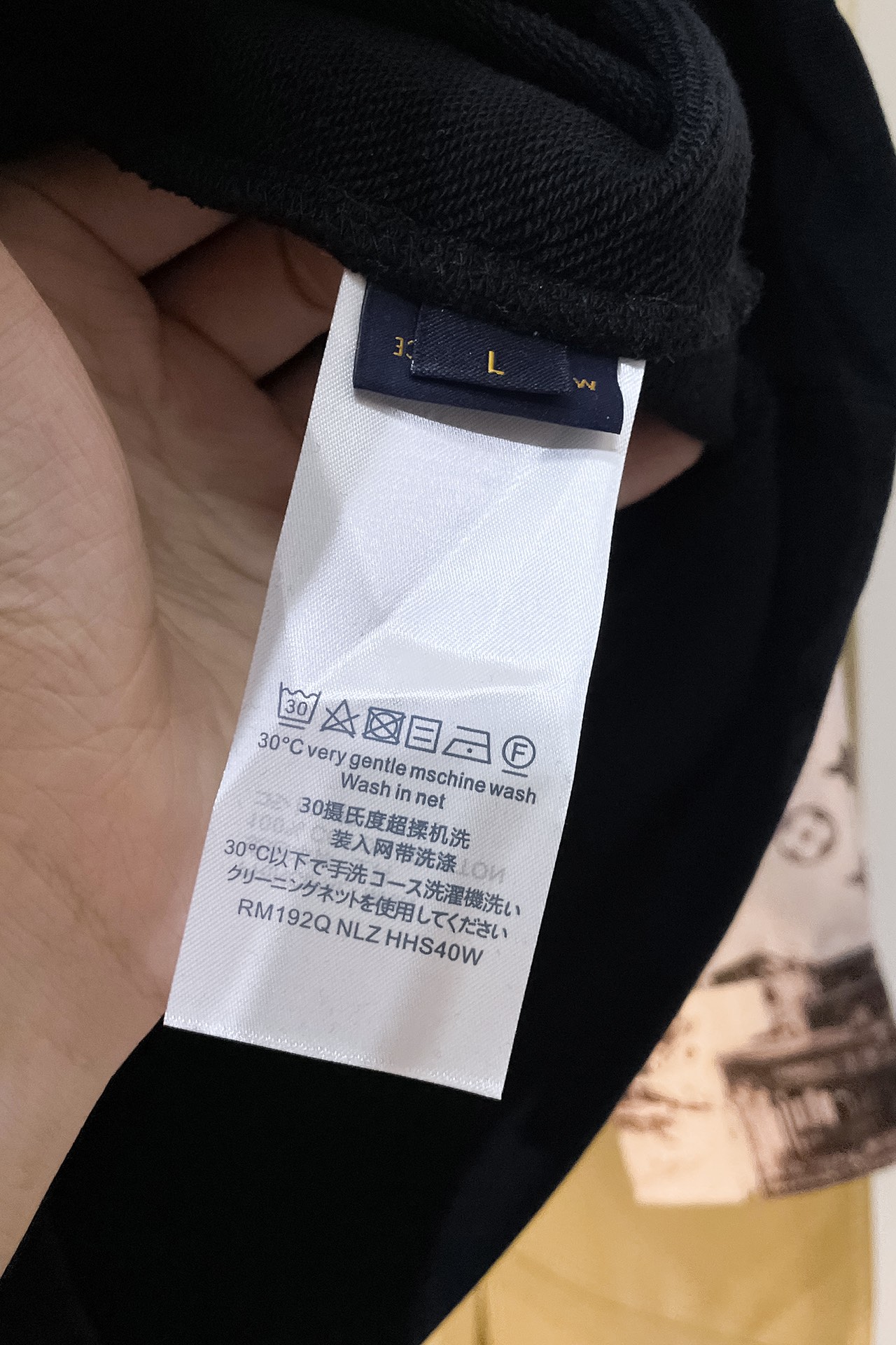   I428 LVV/路易威登 24FW早秋新款连帽卫衣，男女同款！独特吸引人的眼球，这一款卫衣品相品质