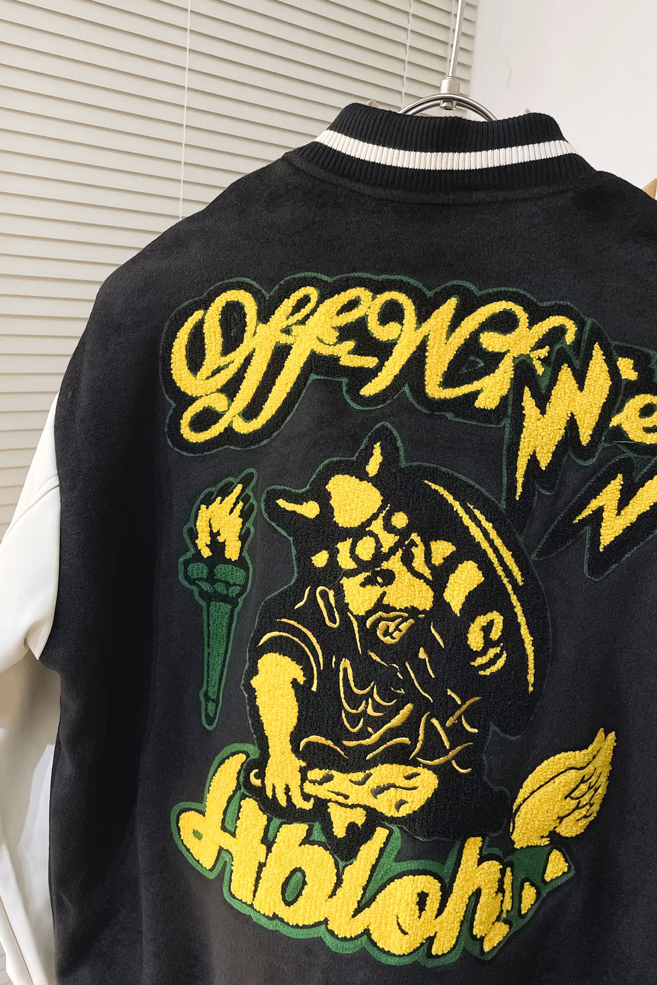   I486 OF🔥Off-White💥独家专供新款刺绣拼接毛呢棒球服外套 高版本⚠️高版本⚠️
定织里