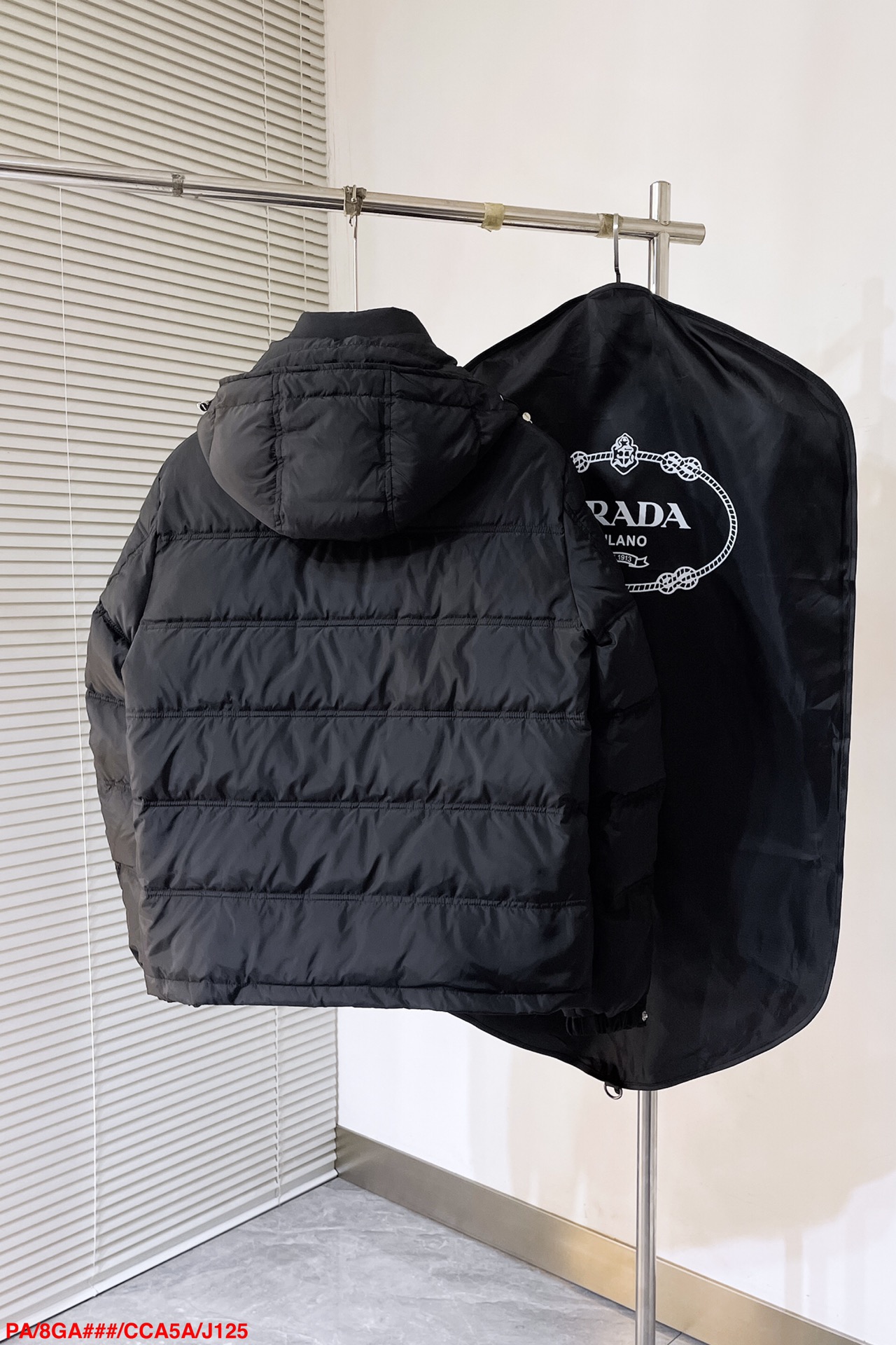 ️️️J125PRADA2024冬季新款男款！强力推荐！性价比超高的一款中公司自留系列PD冬季商务休闲防