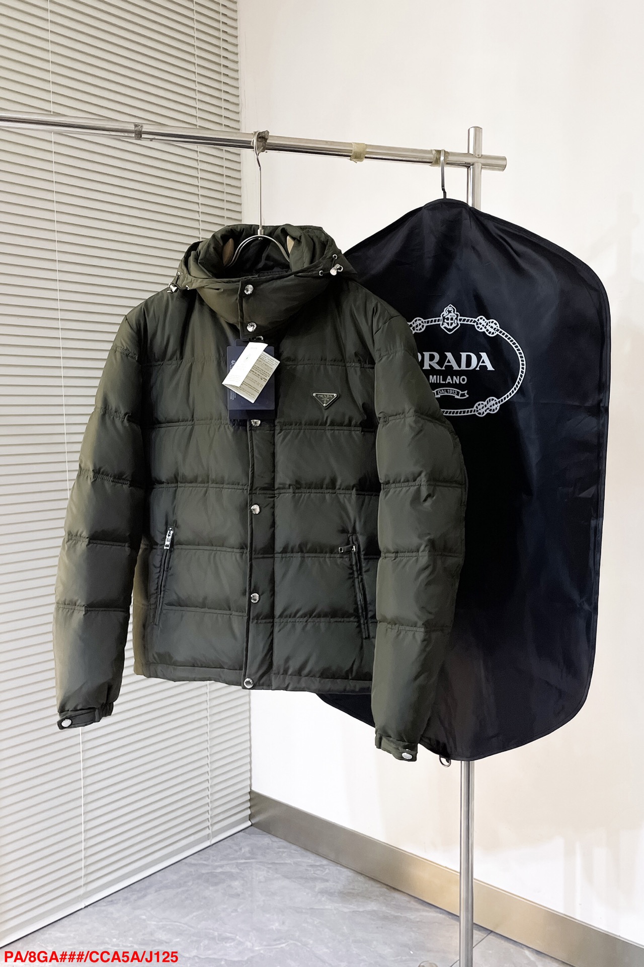 ️️️J125PRADA2024冬季新款男款！强力推荐！性价比超高的一款中公司自留系列PD冬季商务休闲防