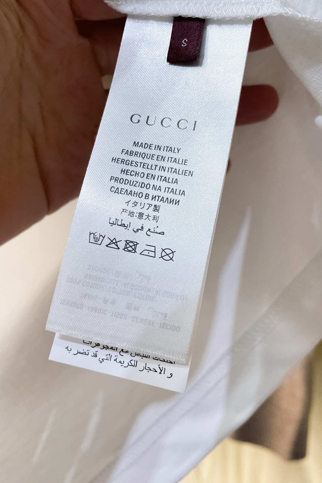  J272 MO🔥Gucci 2025ss早春新款粉色手写logo印花短袖T恤，采用立体印花工艺 区别于