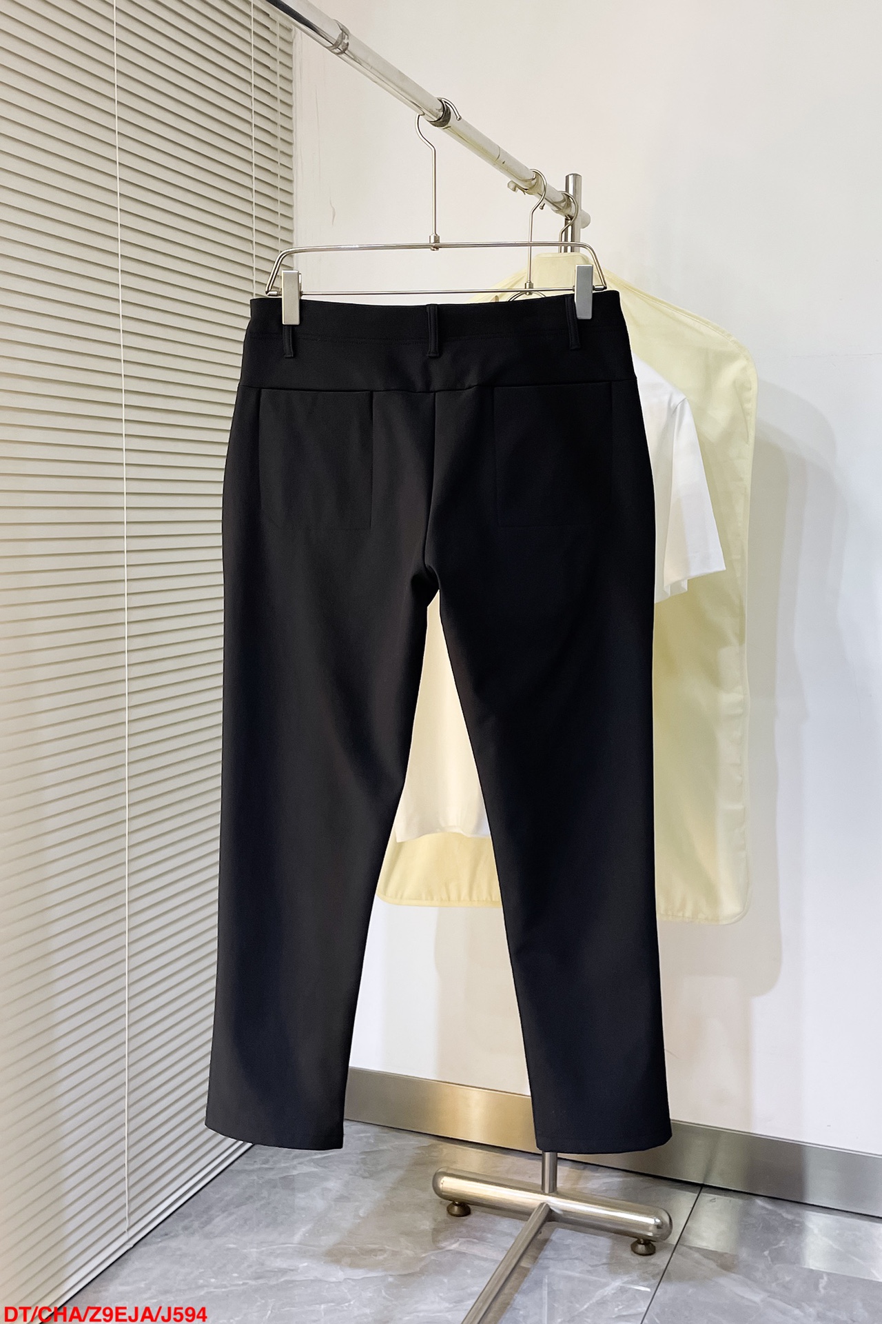 🔥 J594 DT🔥descente 迪桑特 ss秋款男士户外运动休闲裤！客供防水梭织纤维面料．手舒畅亲
