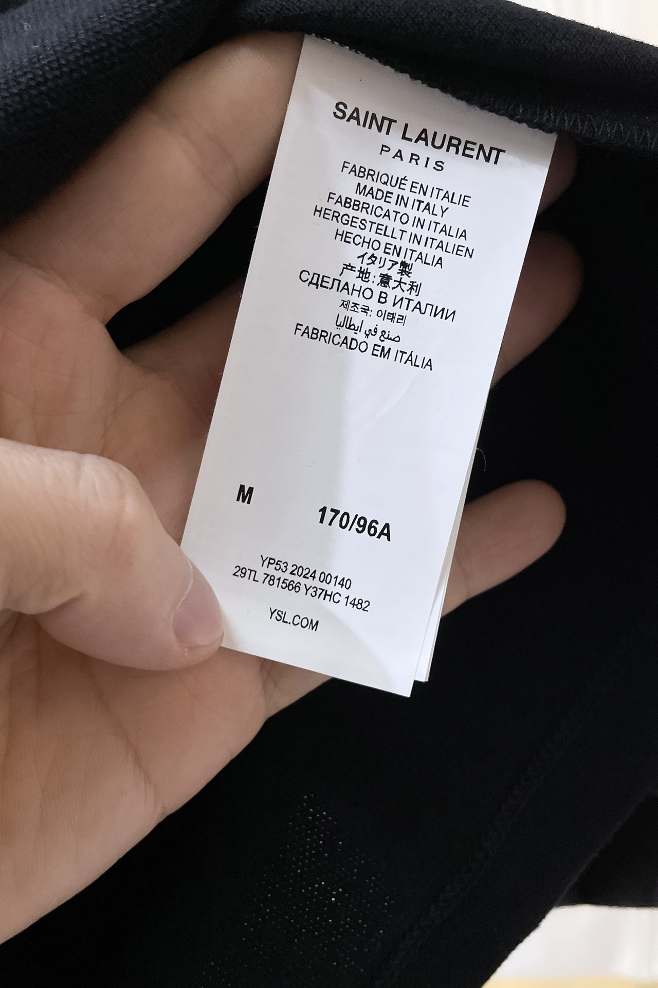 🔥 J555 YS🔥YSL SaintLaurent 圣罗兰标识刺绣短袖
定制花灰双珠净雅精棉，标志性Y