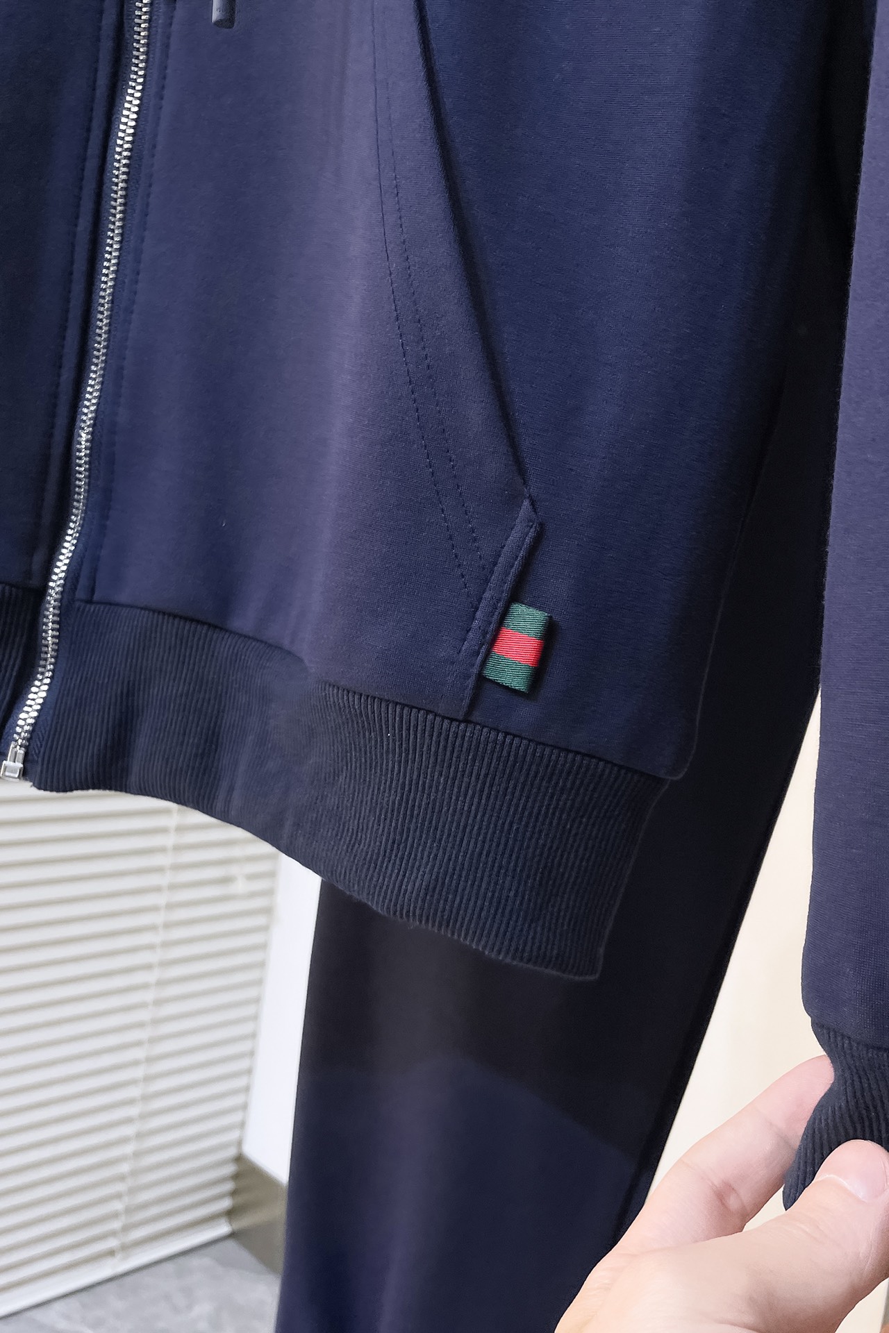 🔥 J557 GU🔥古驰 独家专供 高端独家定制款 秋冬新款专柜同款休闲套装，透气舒适休闲！高级感满满！