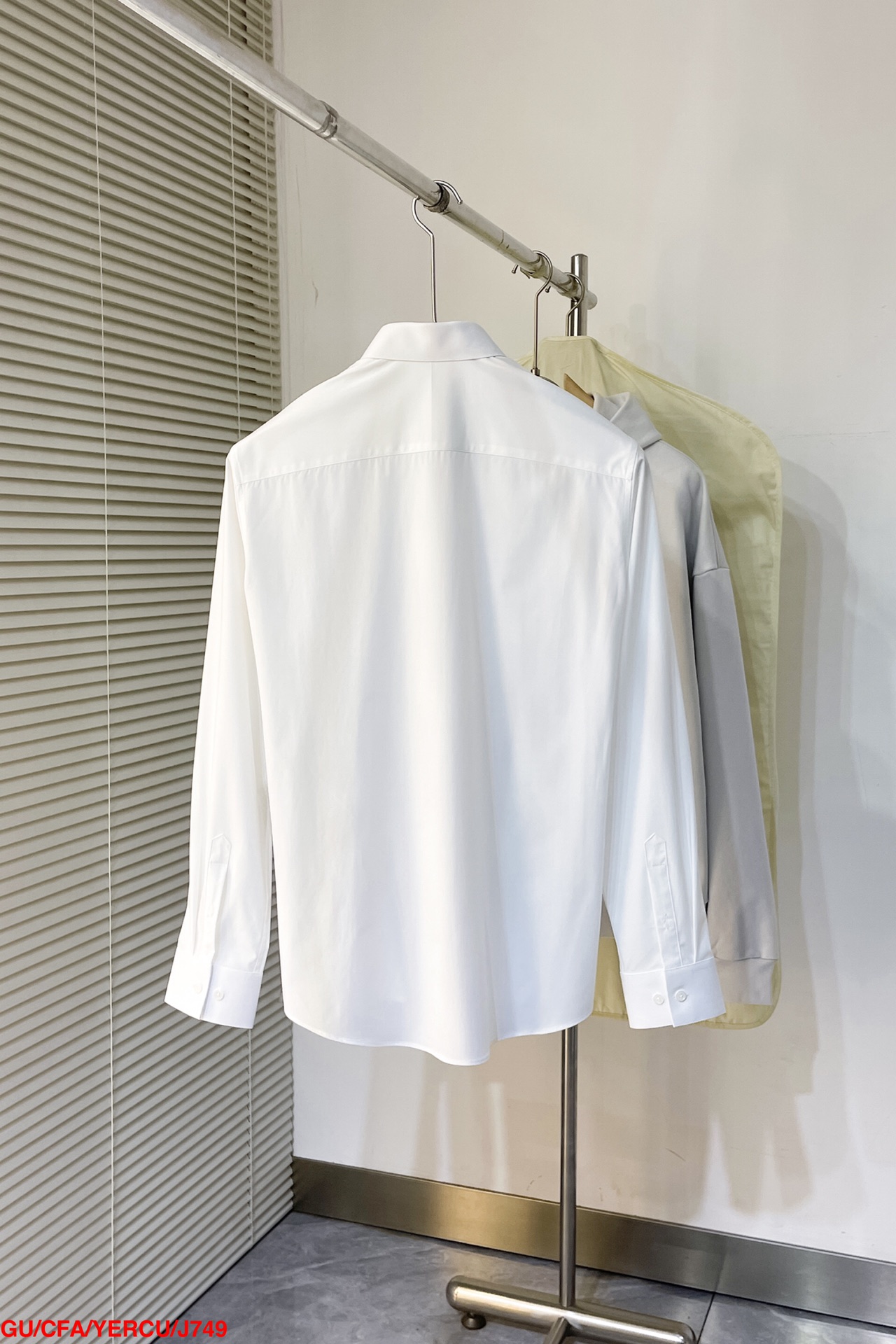 High-End Custom-Made Long Sleeve Shirt with Brand Element Design, Exceptional Quality - 图片 3