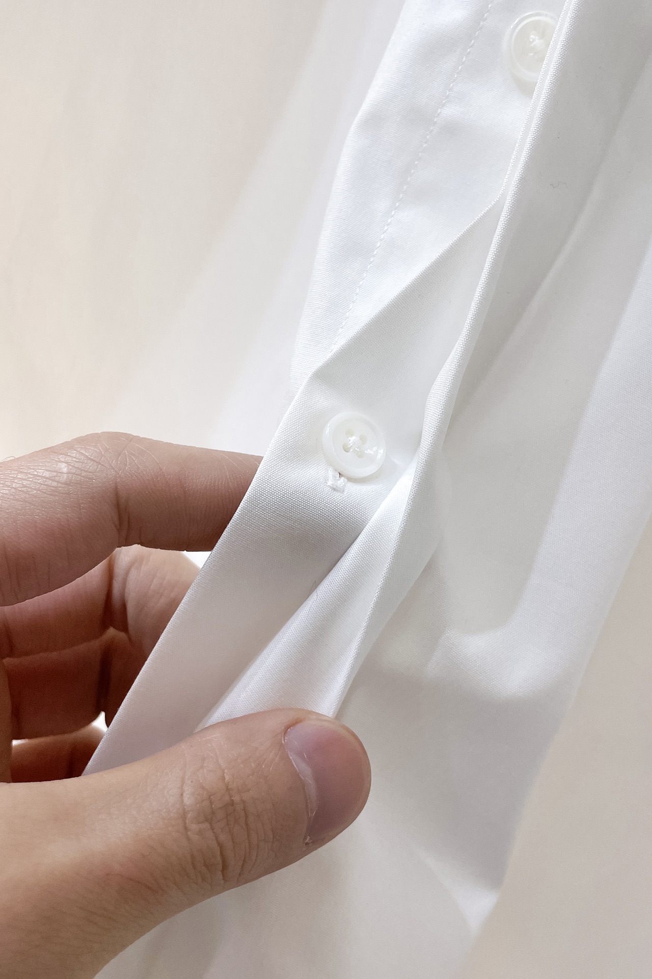 McQueen Advanced Quality Shirt: 100% Cotton, Comfortable, Luxurious, Perfect for Men’s Wardrobe - 图片 5