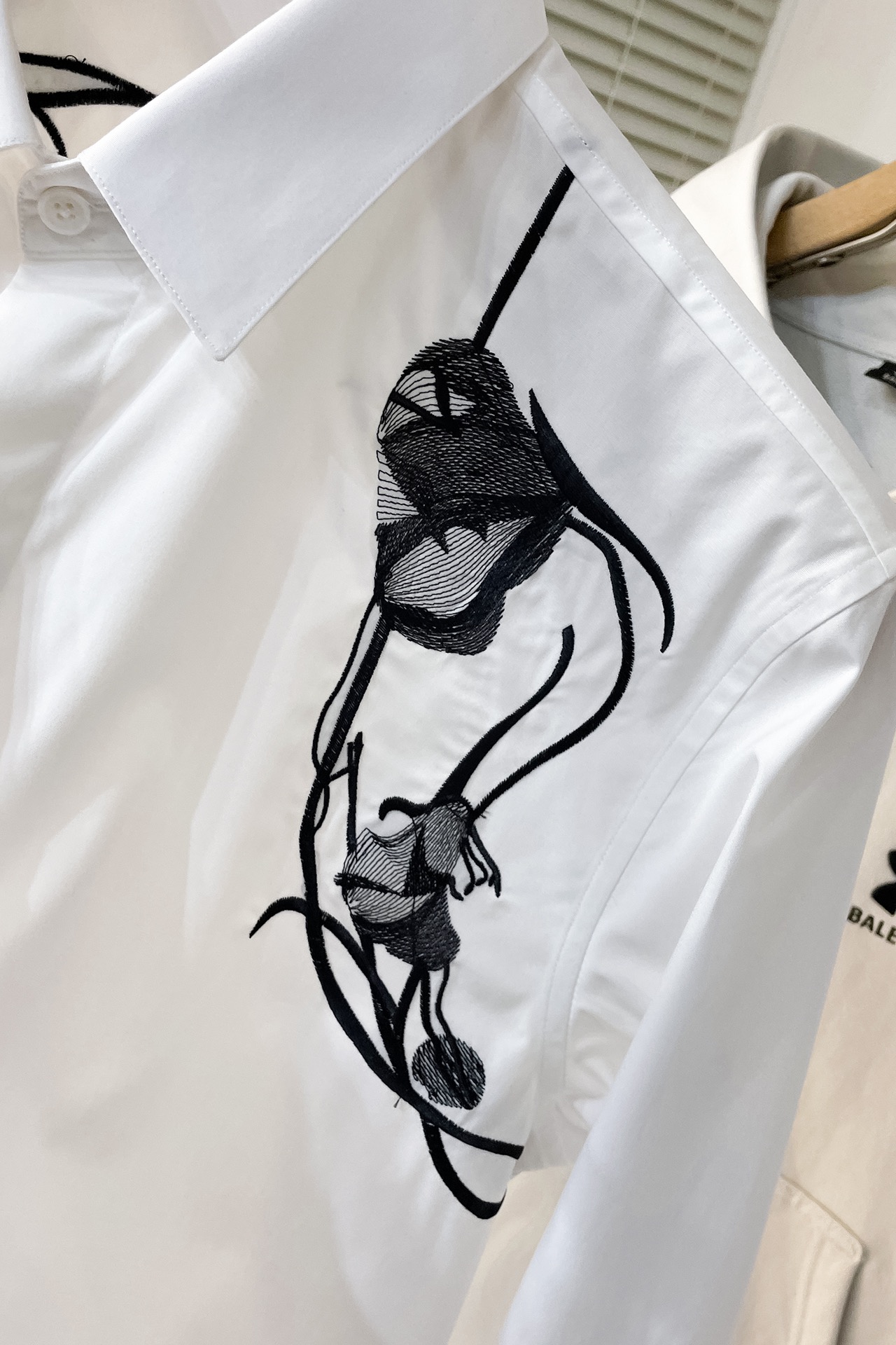 McQueen Advanced Quality Shirt: 100% Cotton, Comfortable, Luxurious, Perfect for Men’s Wardrobe - 图片 6