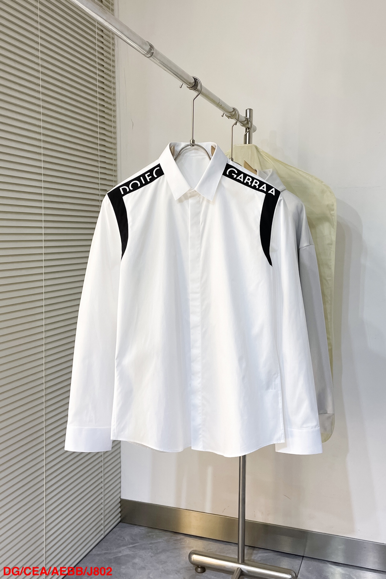 “High-End Custom Long Sleeve Shirts with Brand Element Design in Sizes 38-48”