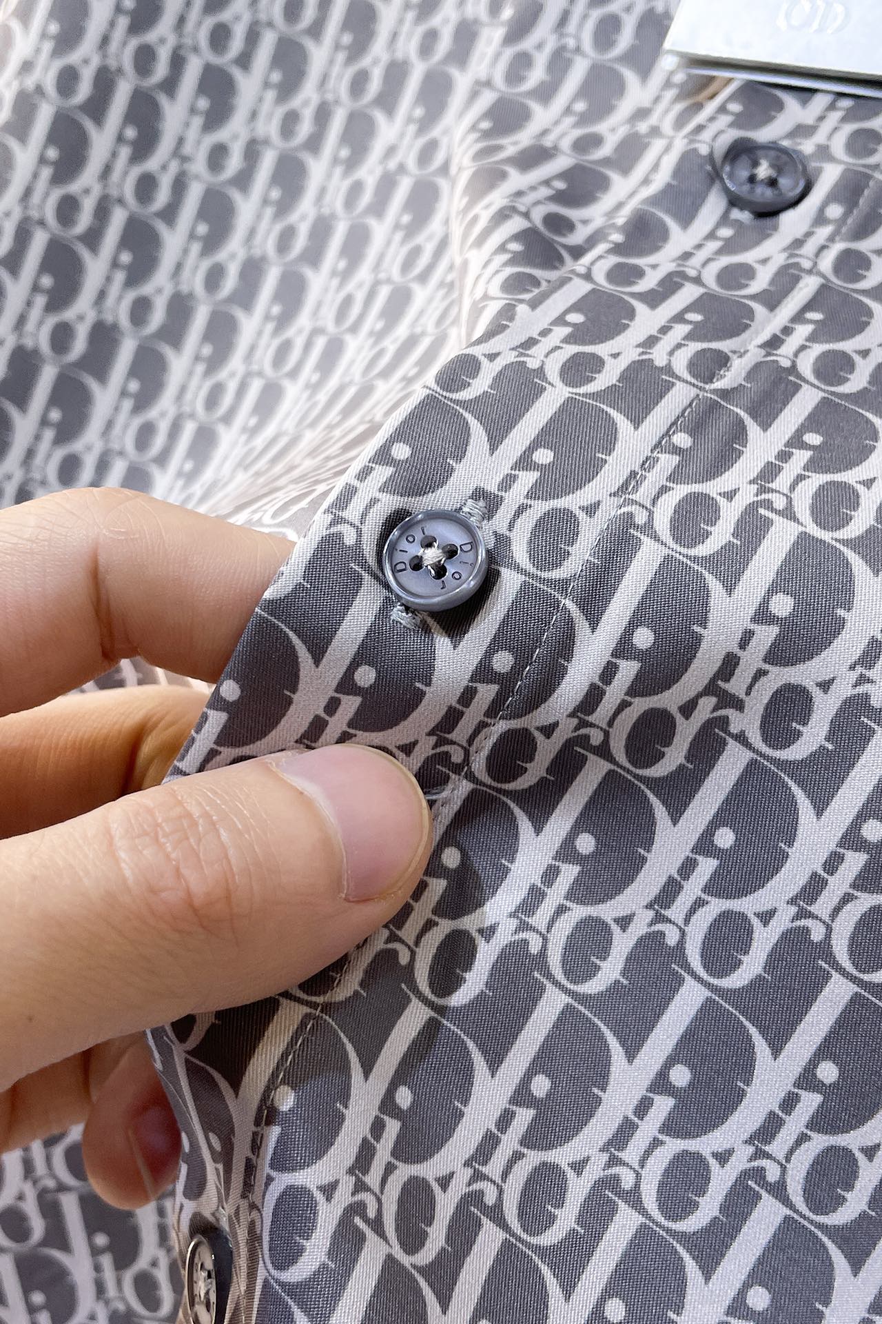 2024SS High-End Shirt: Tailored, Comfortable, High Quality, Customized Logo Buttons - 图片 6