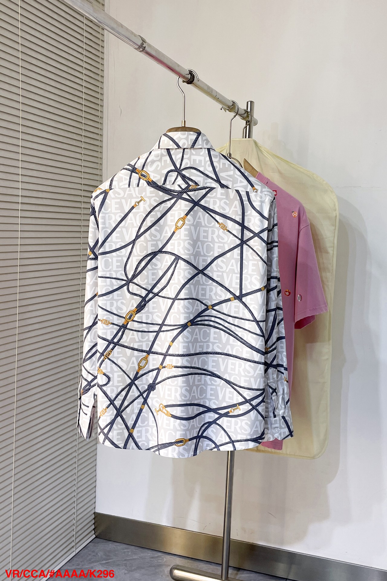 Sage VR Monographs: High-End Custom Apparel for 2025 with Brand Elements - 图片 3