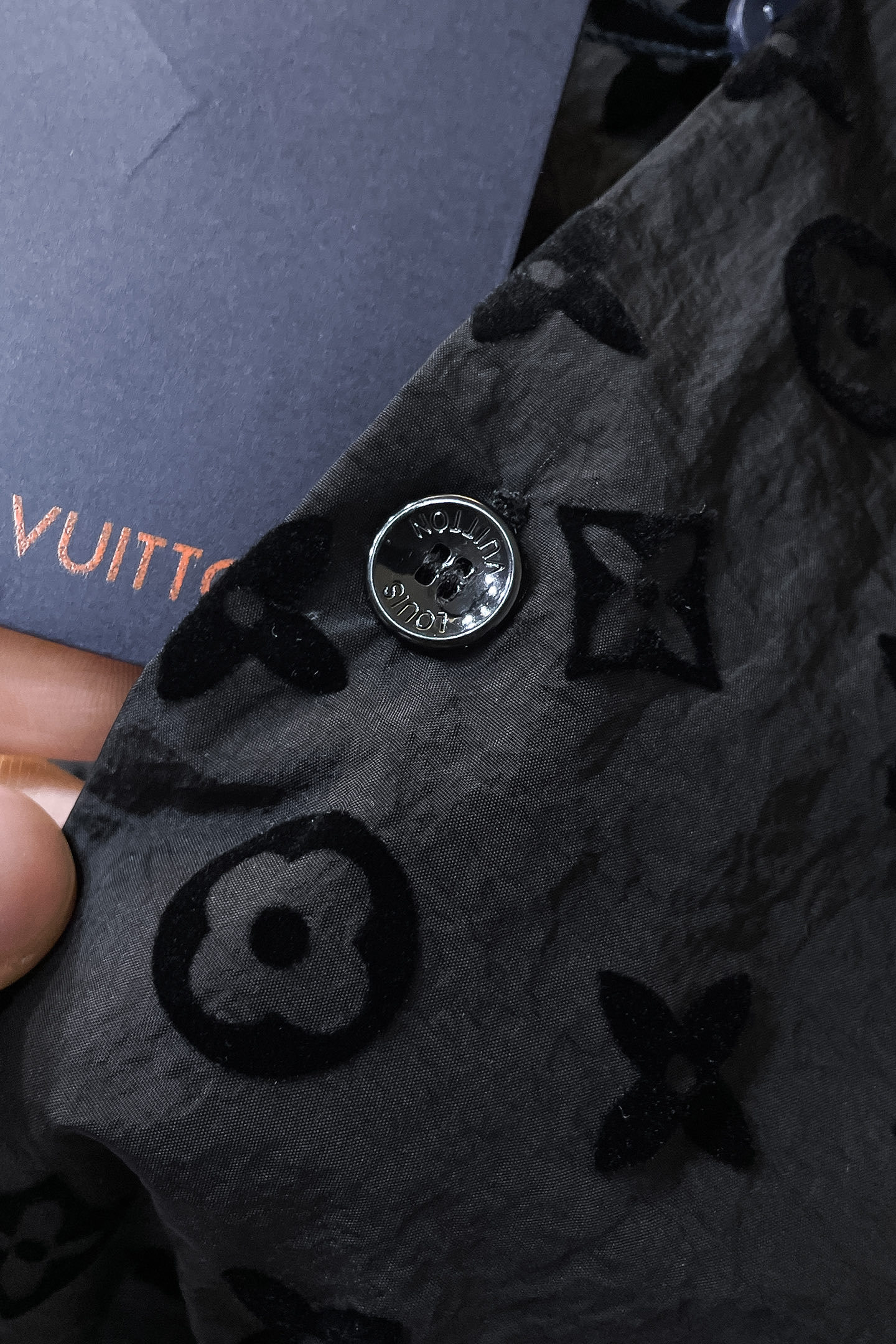 Louis Vuitton Silk Shorts with Monogram and Knitting Belt, Various Sizes and Colors - 图片 6