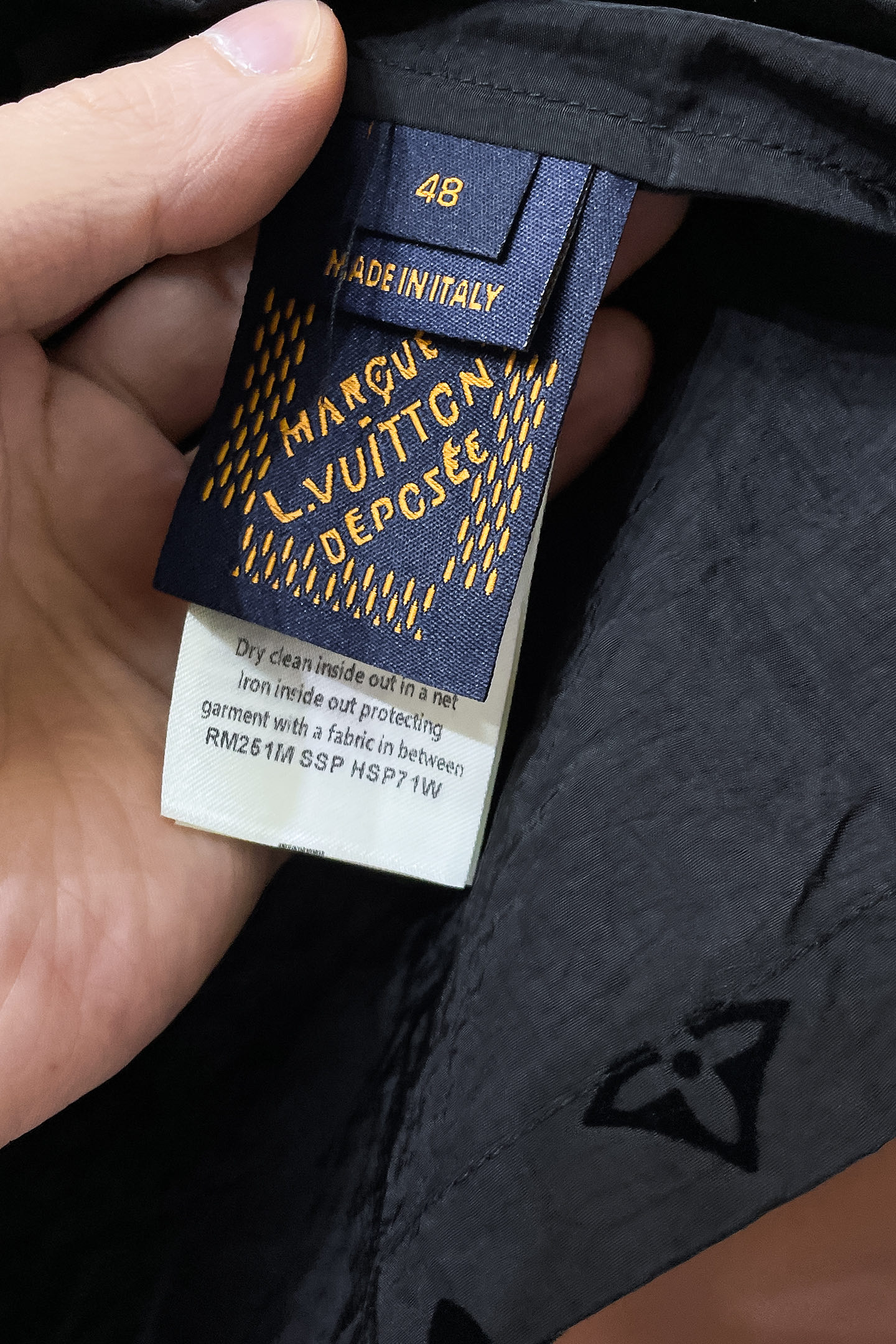 Louis Vuitton Silk Shorts with Monogram and Knitting Belt, Various Sizes and Colors - 图片 9