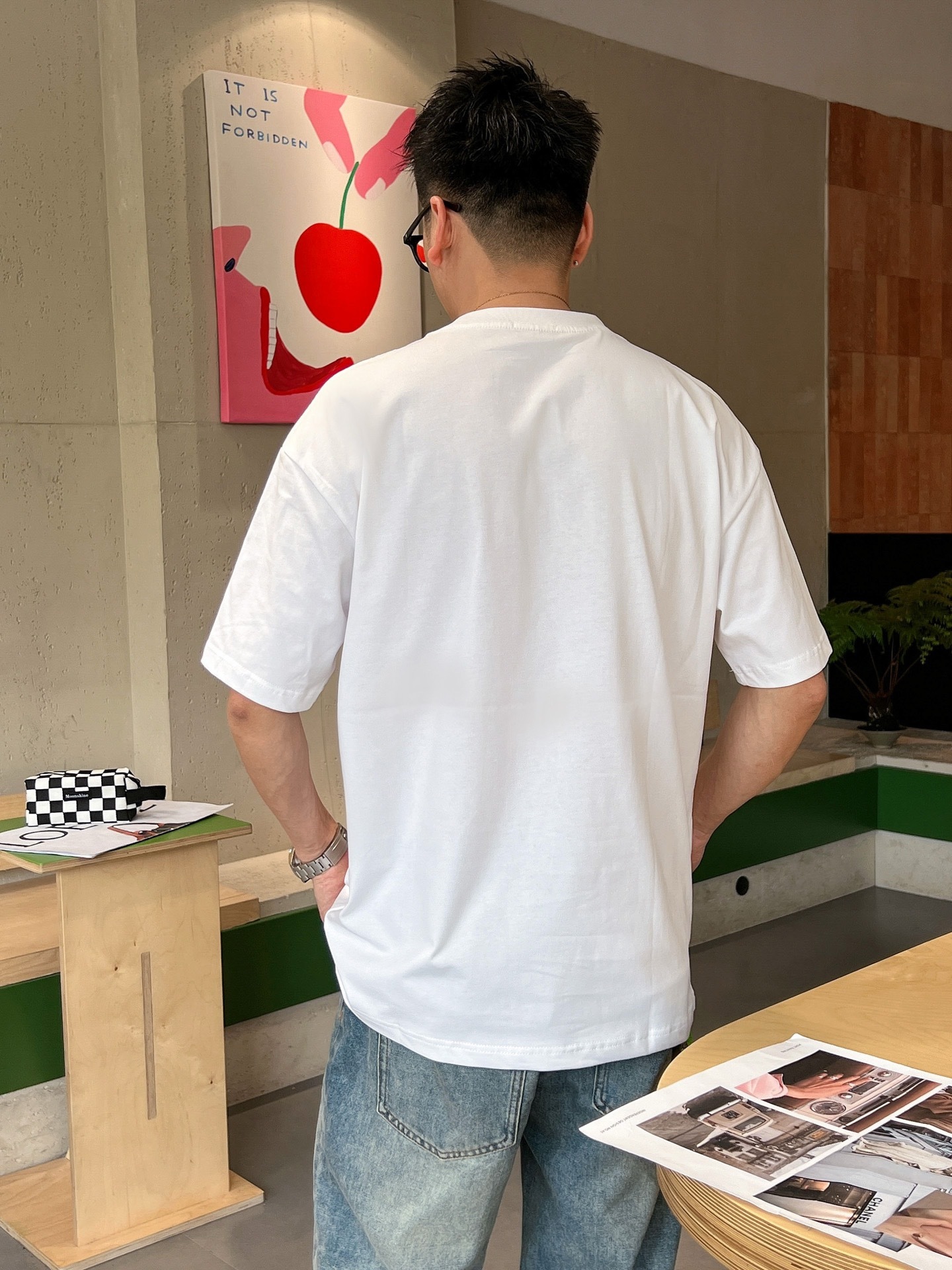         始祖鸟 新款字母印花双层重工短袖T桖 字母图案不管是T