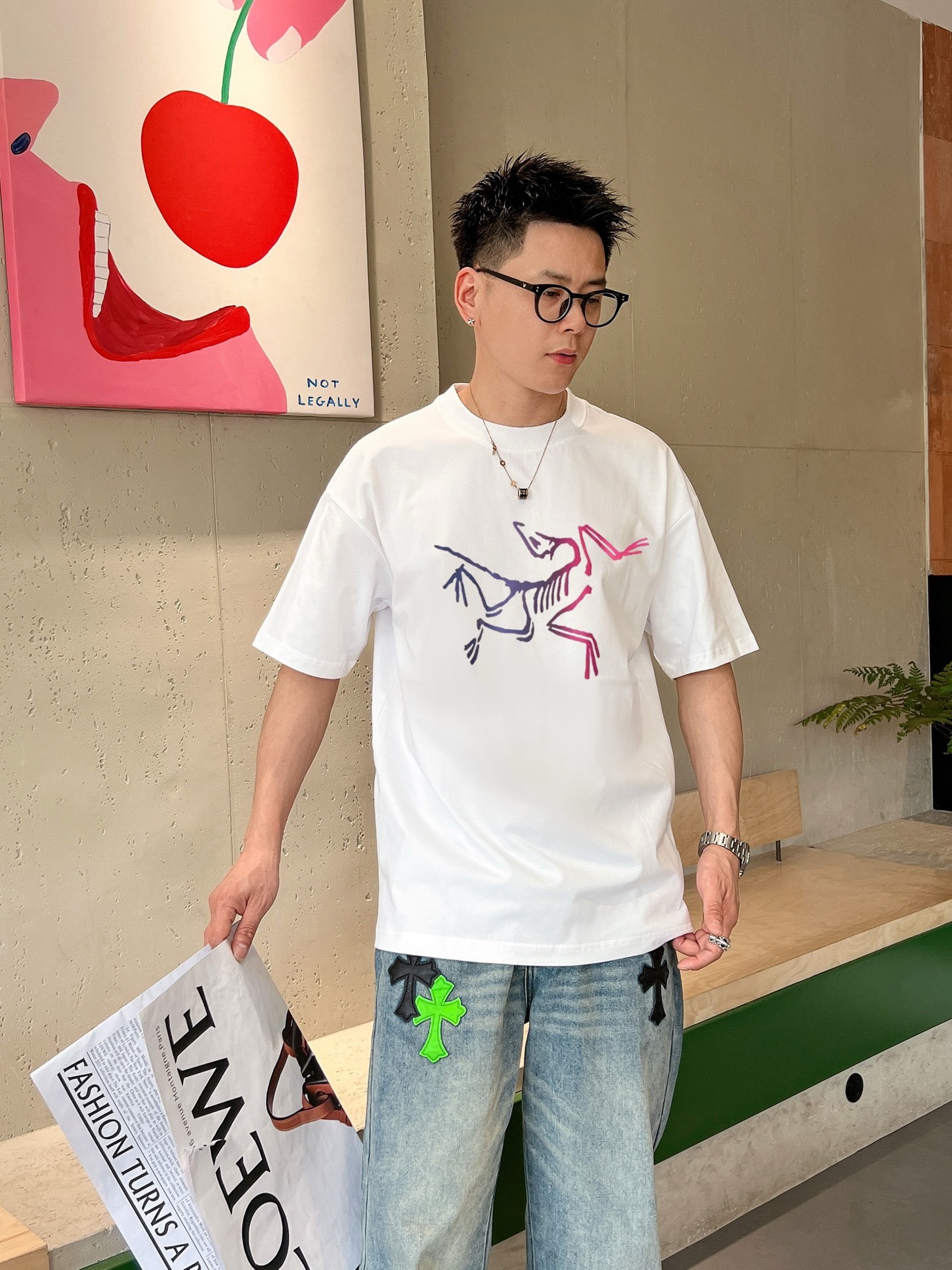         始祖鸟 新款字母印花双层重工短袖T桖 字母图案不管是T