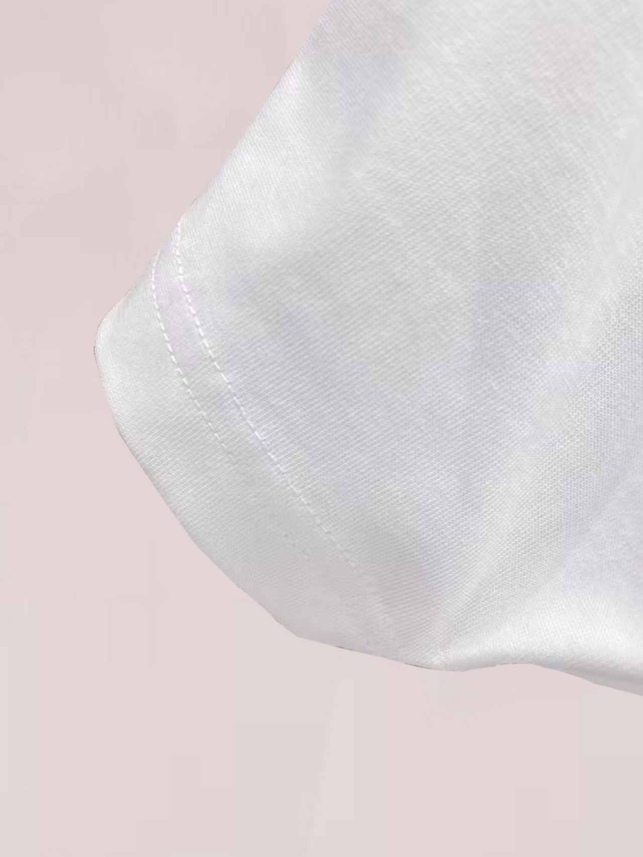 ￼ ￼ ￼ ￼ ￼ 巴黎世家 线条新款肩部设计 字母印花双层重工短袖T桖 字母图案不管是T桖还是卫衣都是