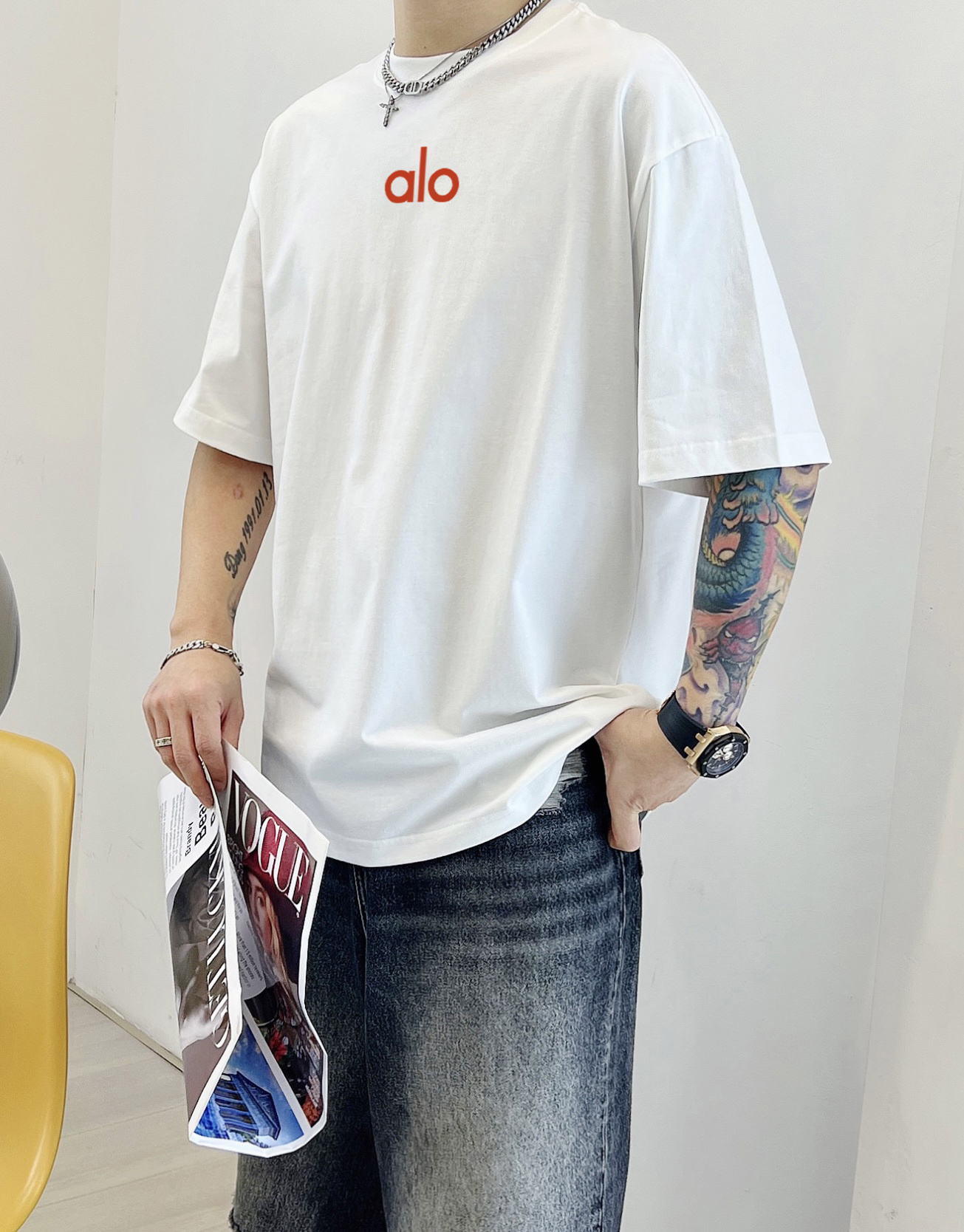         ALO 新款字母印花双层重工短袖T桖 字母图案不管是T