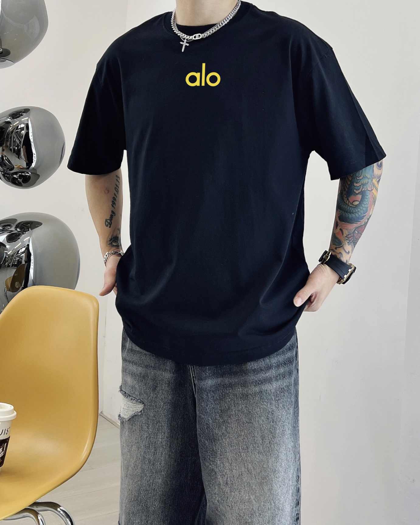         ALO 新款字母印花双层重工短袖T桖 字母图案不管是T