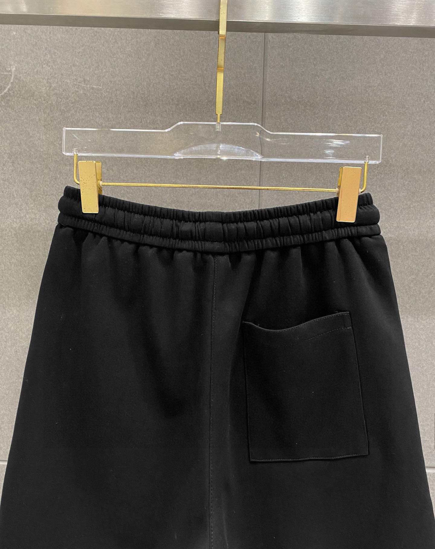 Luluem’s Modern Attitude: Quality Spring/Summer Shorts with Brandy Emblem, Sizes M-2XL - 图片 6