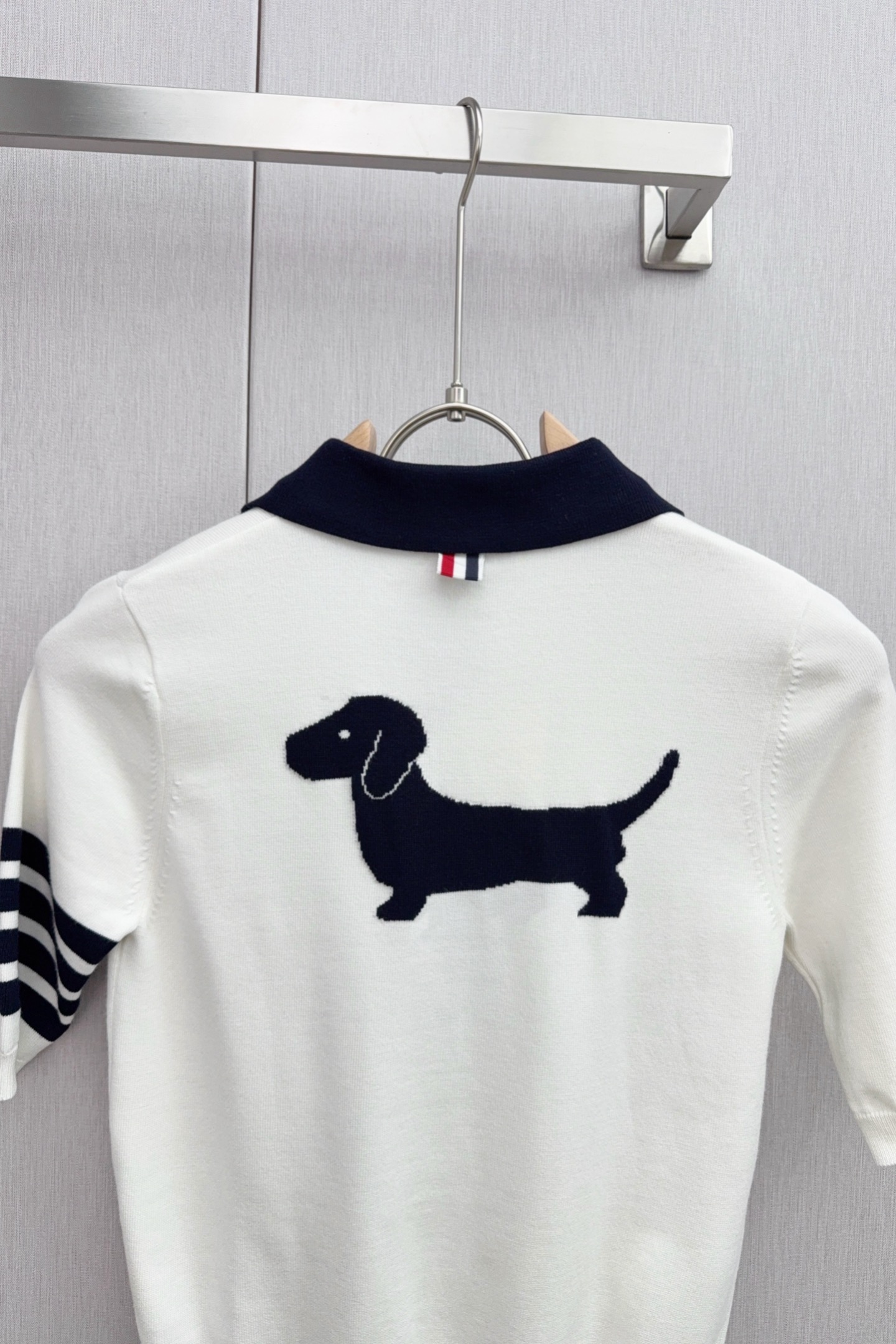 Thom Browne Puppy Tie-In-Colour Bag: Italian-Made, Doggy-Looking Design, High Quality. - 图片 7