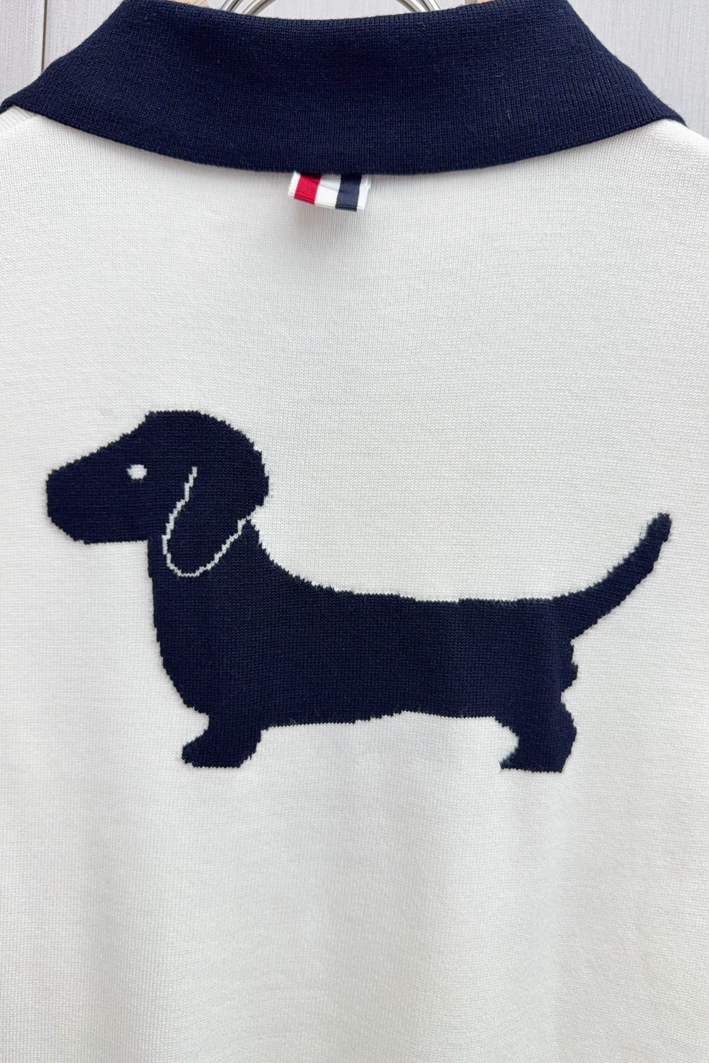 Thom Browne Puppy Tie-In-Colour Bag: Italian-Made, Doggy-Looking Design, High Quality. - 图片 8