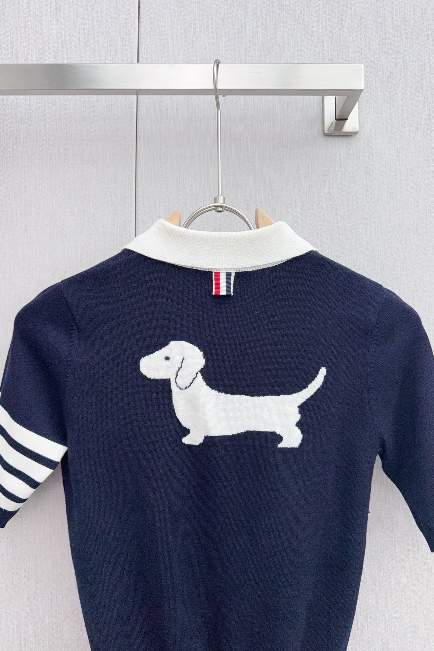 Thom Browne Puppy Design Tie-In-Colour Handbag Made in Italy, High Quality Details - 图片 7