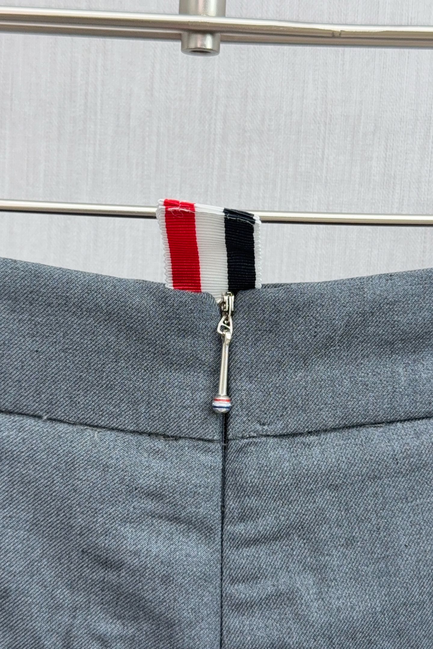 “High-Density Fabric Tailored Grey T-Shirt Suit Design, Sexy and Stylish (P678 N431)” - 图片 8