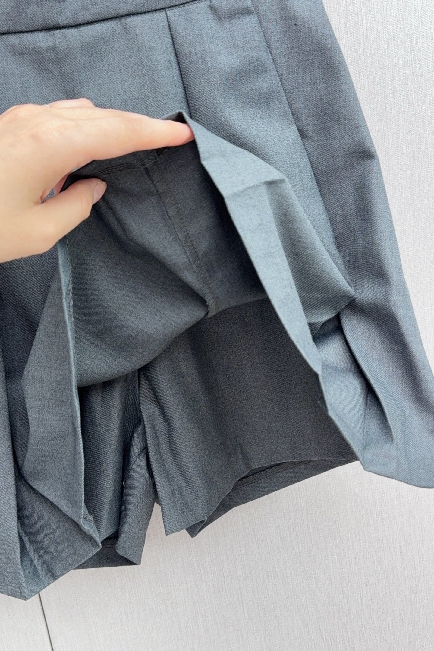 “High-Density Fabric Tailored Grey T-Shirt Suit Design, Sexy and Stylish (P678 N431)” - 图片 5