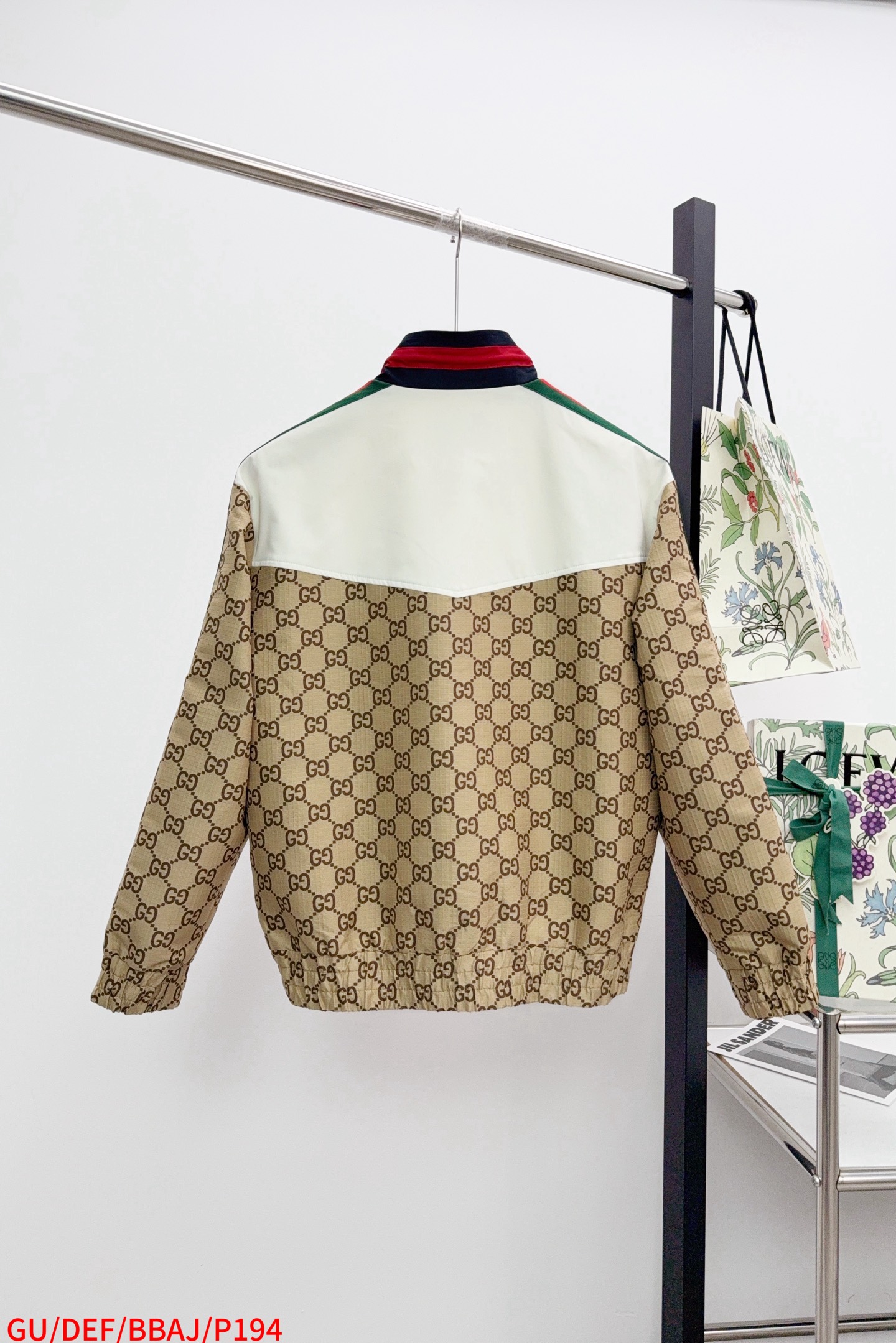Alternative view of Jacket 07908