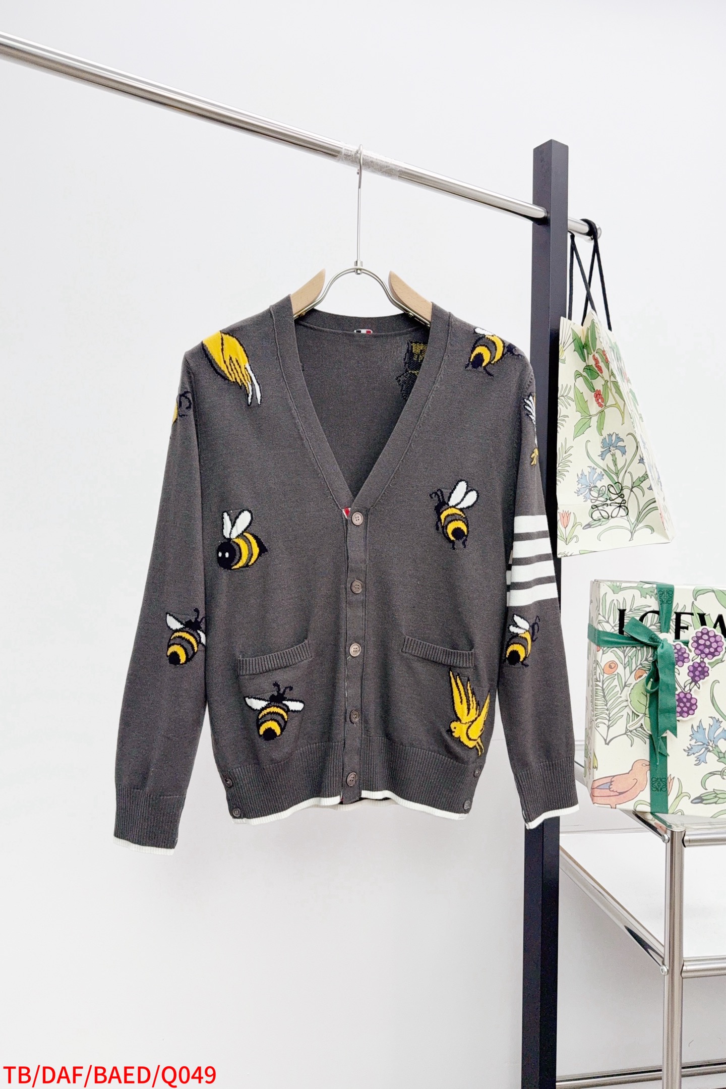 _dMY9s6t_OGAPy5DsE_FRKi2D4mQ6OUt1KDrpfeg