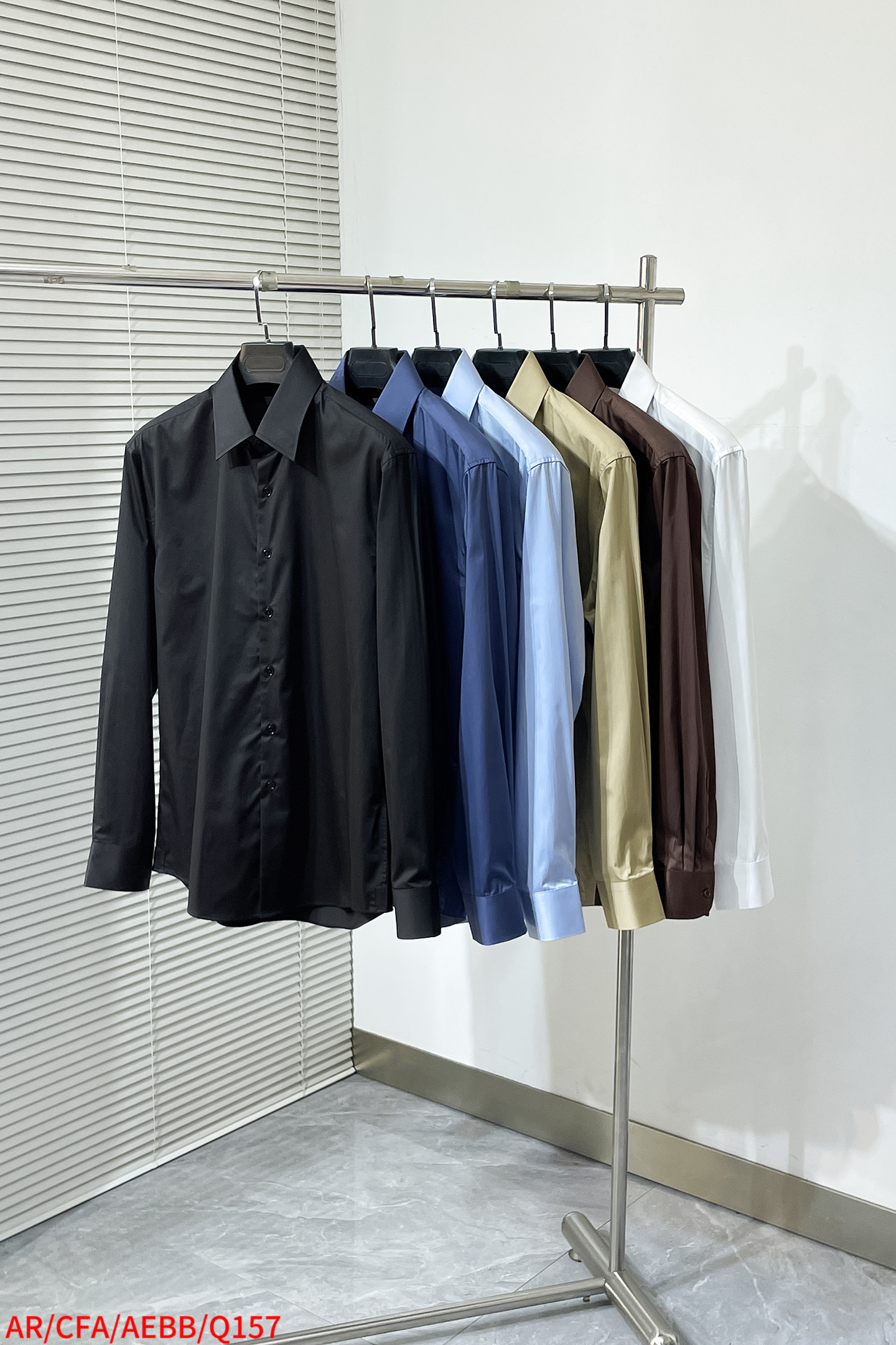 NO:596357,Q157 AR Armani exclusive new original men's casual long-sleeved shirt, high-end customization, high-end version, fashionable and versatile imported fabrics, super soft and delicate feel, skin-friendly and comfortable to wear, high-end boutique, LOGO custom buttons. The upper body is made by the factory with great precision. Men's essential items, size 38-40-42-44-46-48 Next day,,armani,shirts,alexander wang19860909Q157 AR 阿玛尼 独家客供新款原单男士休闲长袖衬衫 高端定制 高端版本 时尚百搭爆款进口面料 手感超柔软细腻 穿着亲肤舒适 高端精品 LOGO定制纽扣.代工厂精细做上身非常赞 男士必备单品 尺码 38-40-42-44-46-48 隔天,,armani,shirts,alexander wang,Men's clothing