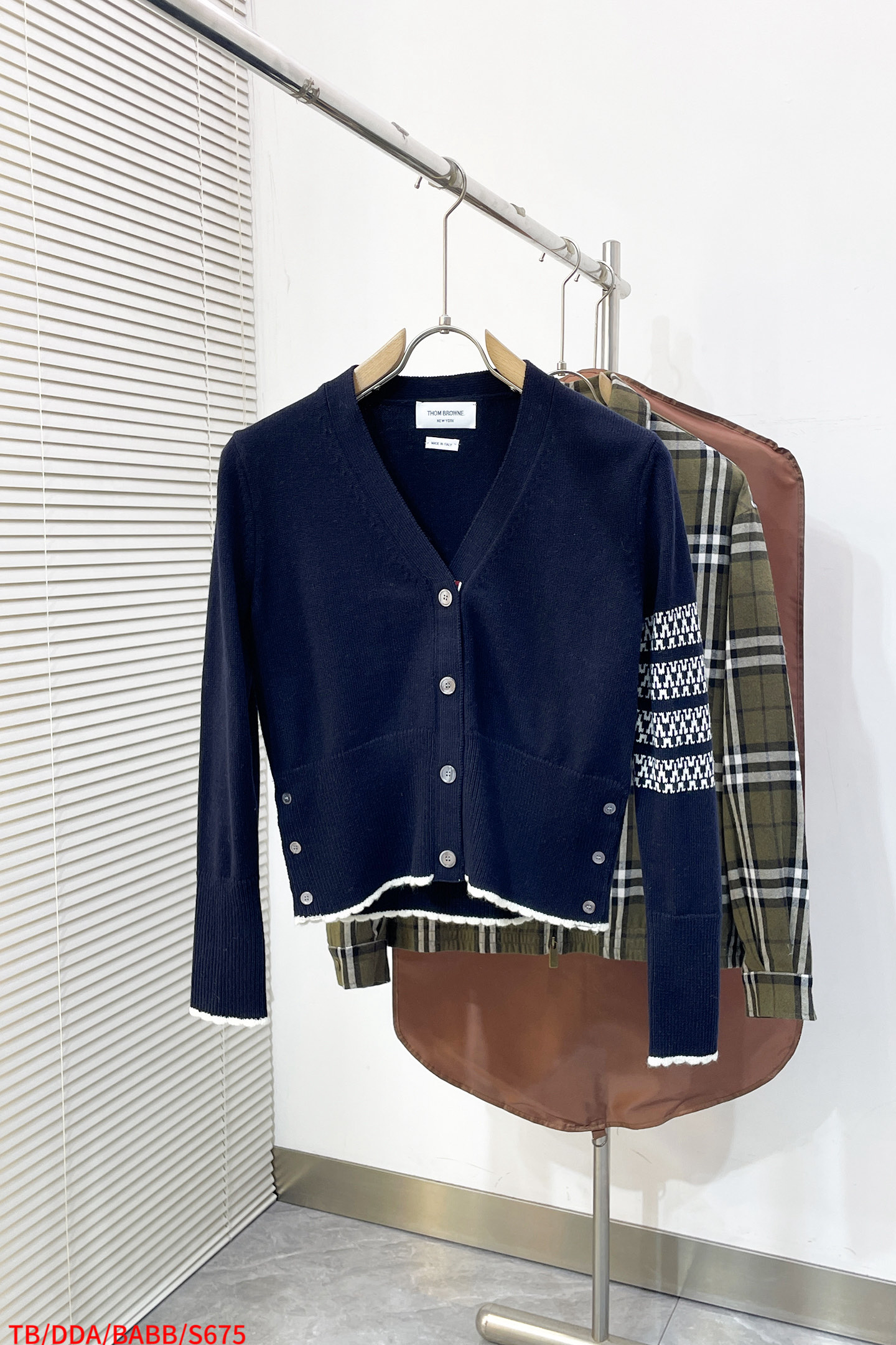 _dgH9s4M7-shQPzc-qA1o_Xkd-_igryxMxnFq9kw