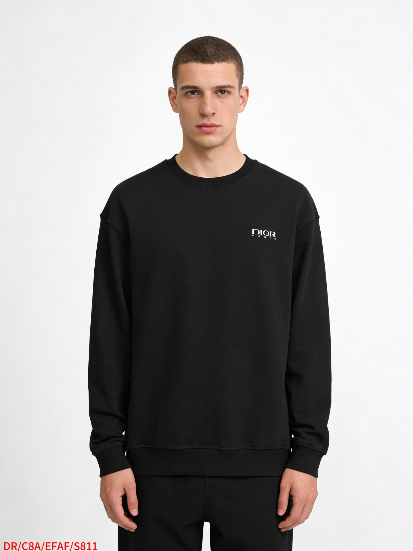 NO:729544,Replaced after the year S811 DR DIOR Dior's new letter-printed double-layer heavy-duty short-sleeved T-shirt. Whether it is a T-shirt or a sweatshirt, the letter pattern is a popular item every year. The large-area front printing is directly printed by Dakangli digital printing machine. The cost is extremely high. After many debuggings, the color difference of the pattern is close to 99% of the original version. It is different from the junk offset printing version in the market. It is super time-consuming. The fabric is exclusively customized and dyed 280 grams of double-strand cotton.  M (100-140 catties) L (140155 catties)19860909年后退换 S811 DR DIOR 迪奥新款字母印花双层重工短袖T桖 字母图案不管是T桖还是卫衣都是每年的爆款单品 前幅大面积印花采用大康丽数码印花机直喷 成本极高 经过多次的调试打版图案色差还原度与原版接近百分之99 区别市场垃圾胶印版本 超级费工时 面料采用独家定制定染280 克 棉双股 M（100-140斤）L（140155斤）XL（160-175斤）XXL（175-185斤）XXXL（185-210斤）黑白2色 200斤可穿 182165斤穿XL 宽松版型,,dior,dior,hoodie,sweatshirts,T-shirt,,Men's clothing