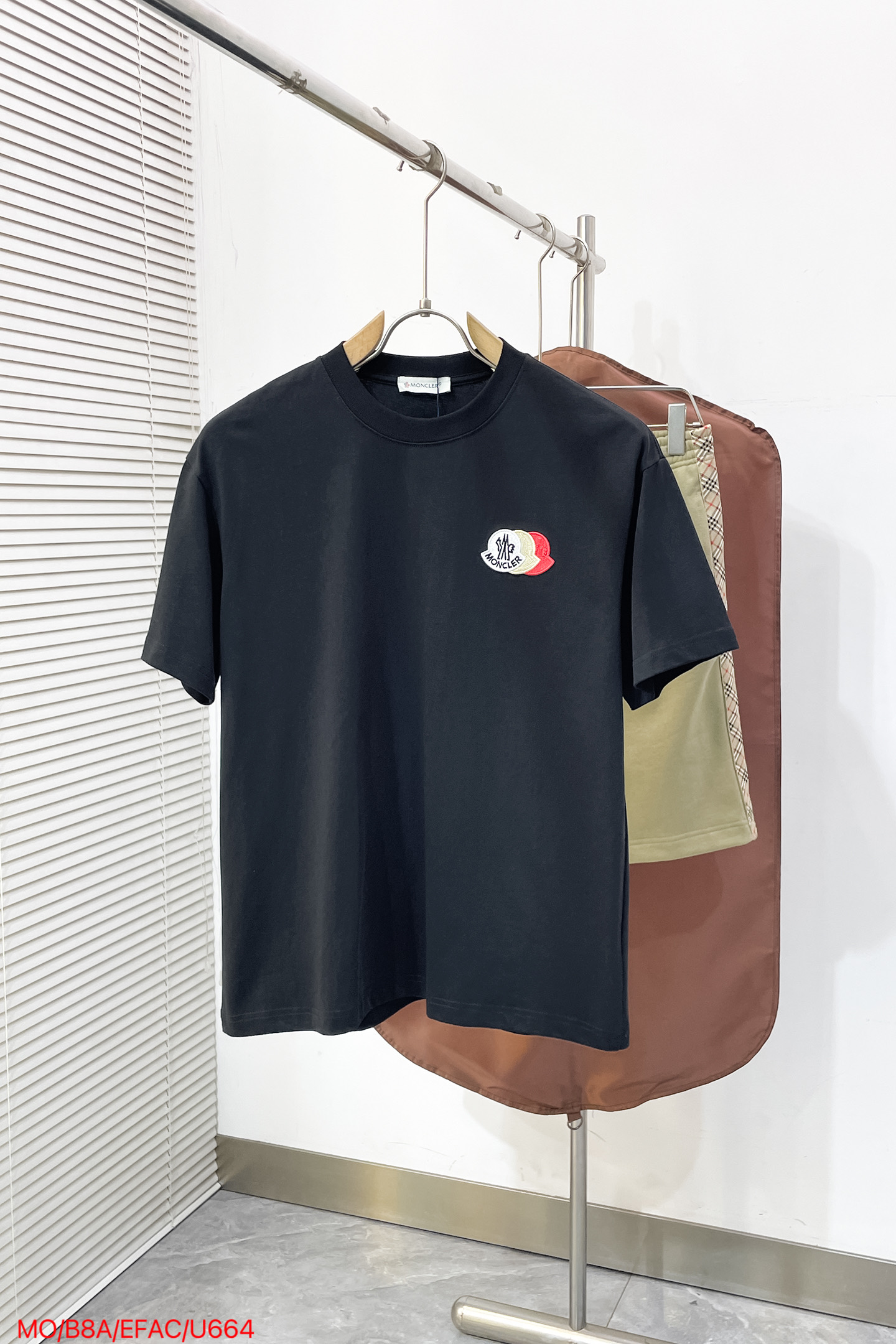 NO:841849,U664 MONCLER The new men's casual short-sleeve that you can buy at any time. High-end customization. High-end version. Fashionable and versatile imported fabrics. Super soft and delicate feel. Skin-friendly and comfortable to wear. High-end boutique. The upper body is exquisitely made by the factory. A must-have item for men. Three complete standards. Size S-2XL, T-shirt,19860909U664 MONCLER 砸锅卖铁都要上的新款新款男士休闲短袖 高端定制 高端版本 时尚百搭爆款进口面料 手感超柔软细腻 穿着亲肤舒适 高端精品 代工厂精细做上身非常赞 男士必备单品 三标齐全 码数S-2XL,,T-shirt,,Men's clothing