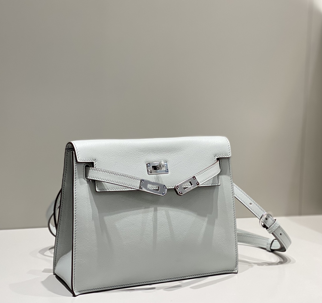 路易威登 Louis Vuitton 高定典藏名品高定成衣时装外套连衣裙衬衫T恤 #85AE8597 4