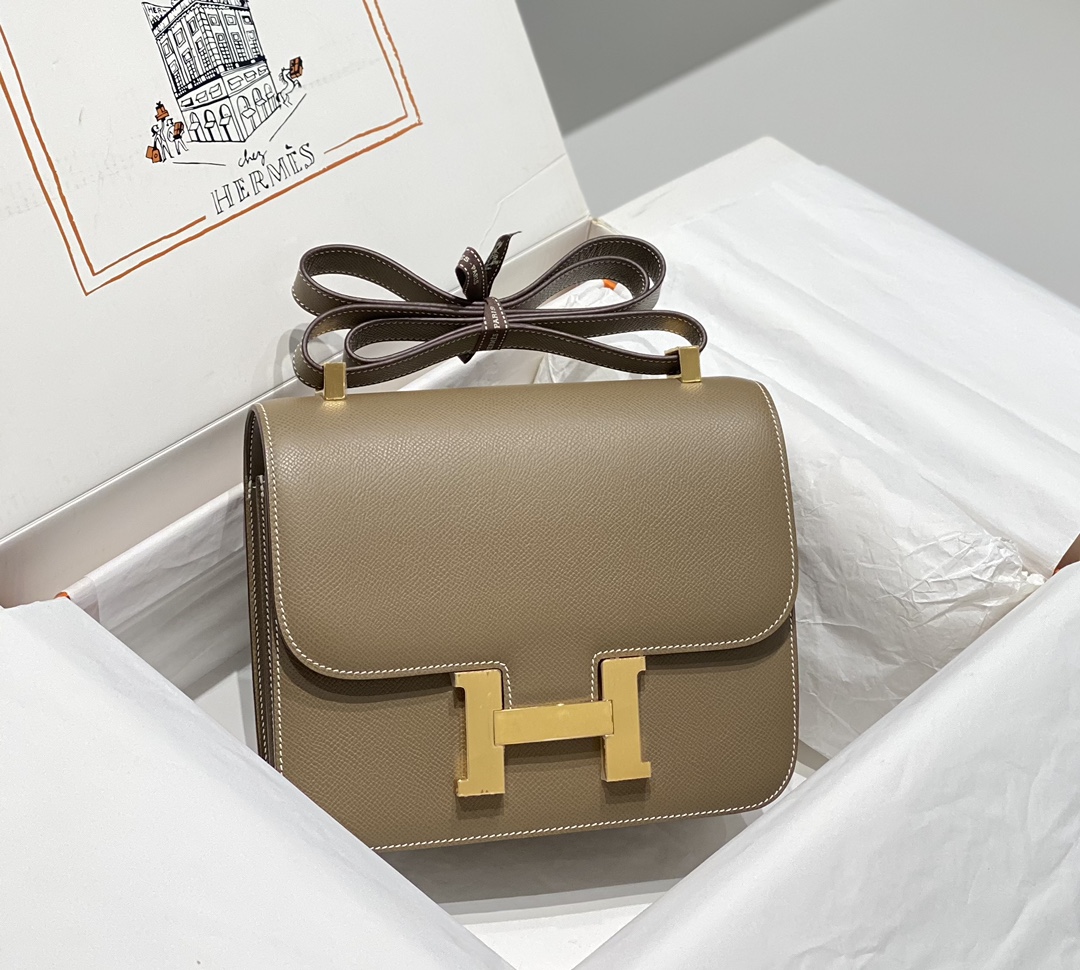 Hermès Luxury Handbag Collection 3